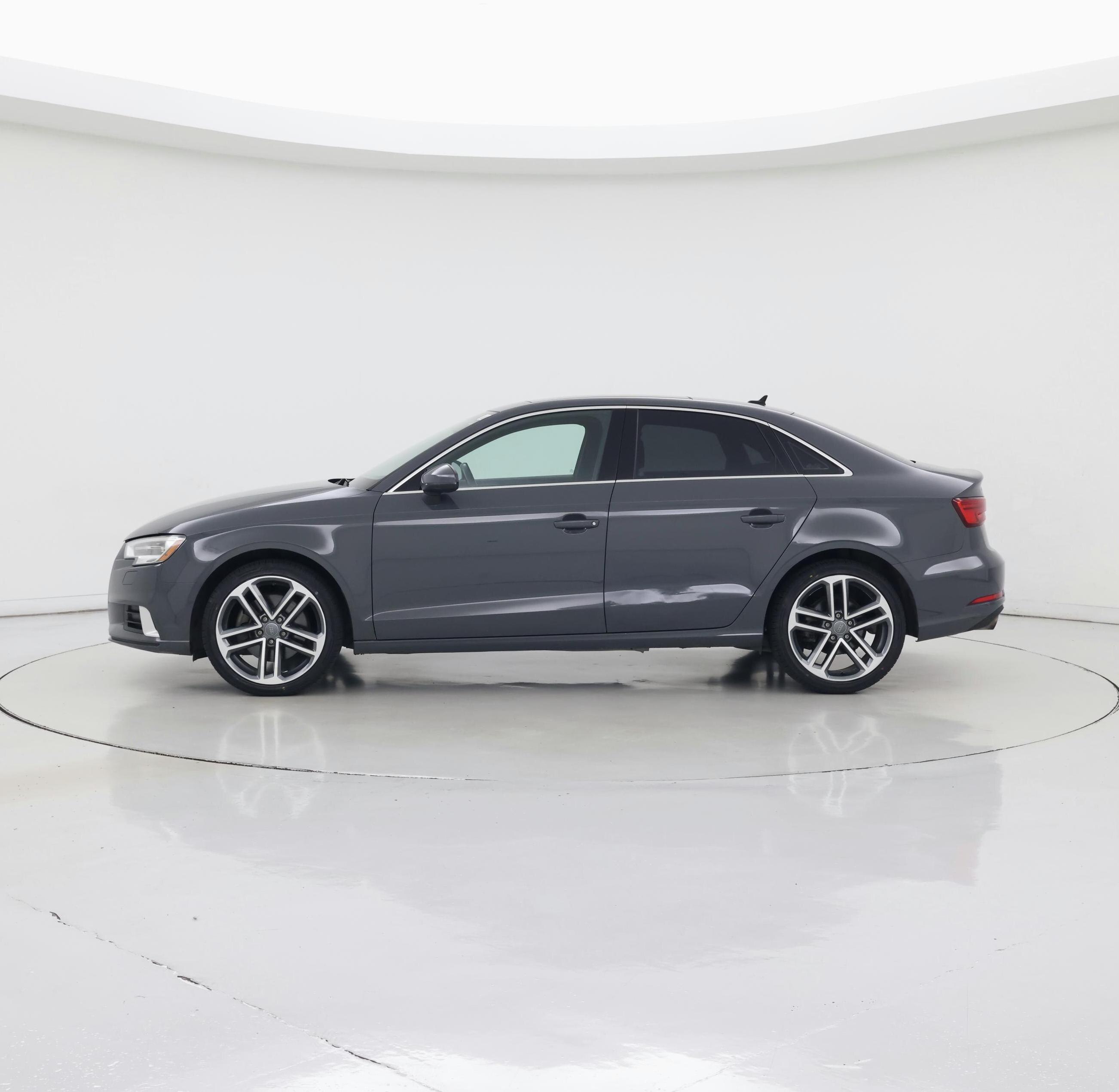Thumbnail: 2019 Audi A3 - 3