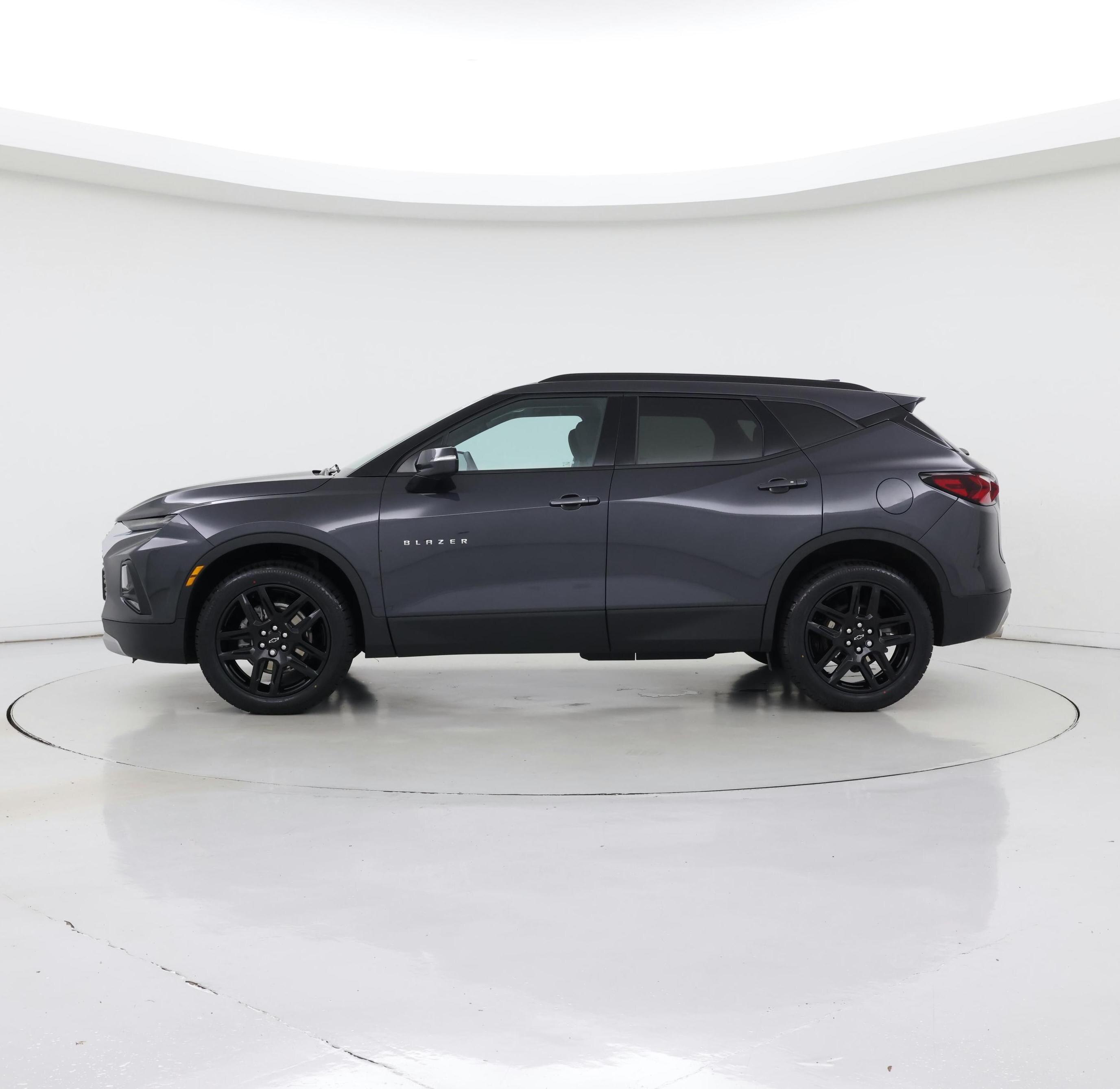 Thumbnail: 2022 Chevrolet Blazer - 3