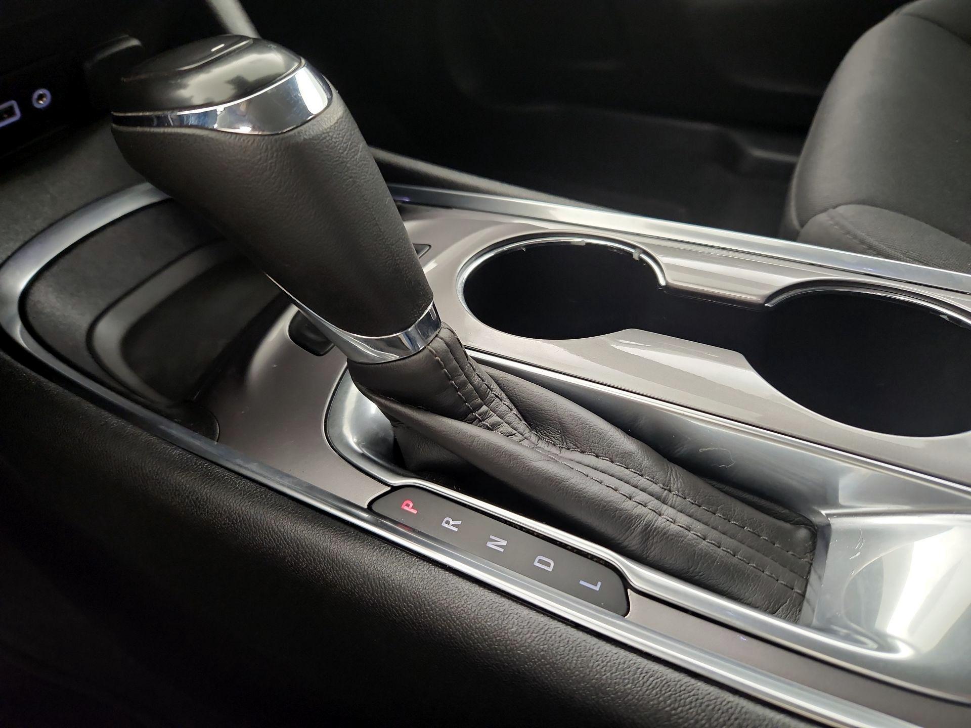 Thumbnail: 2020 Chevrolet Malibu - 17