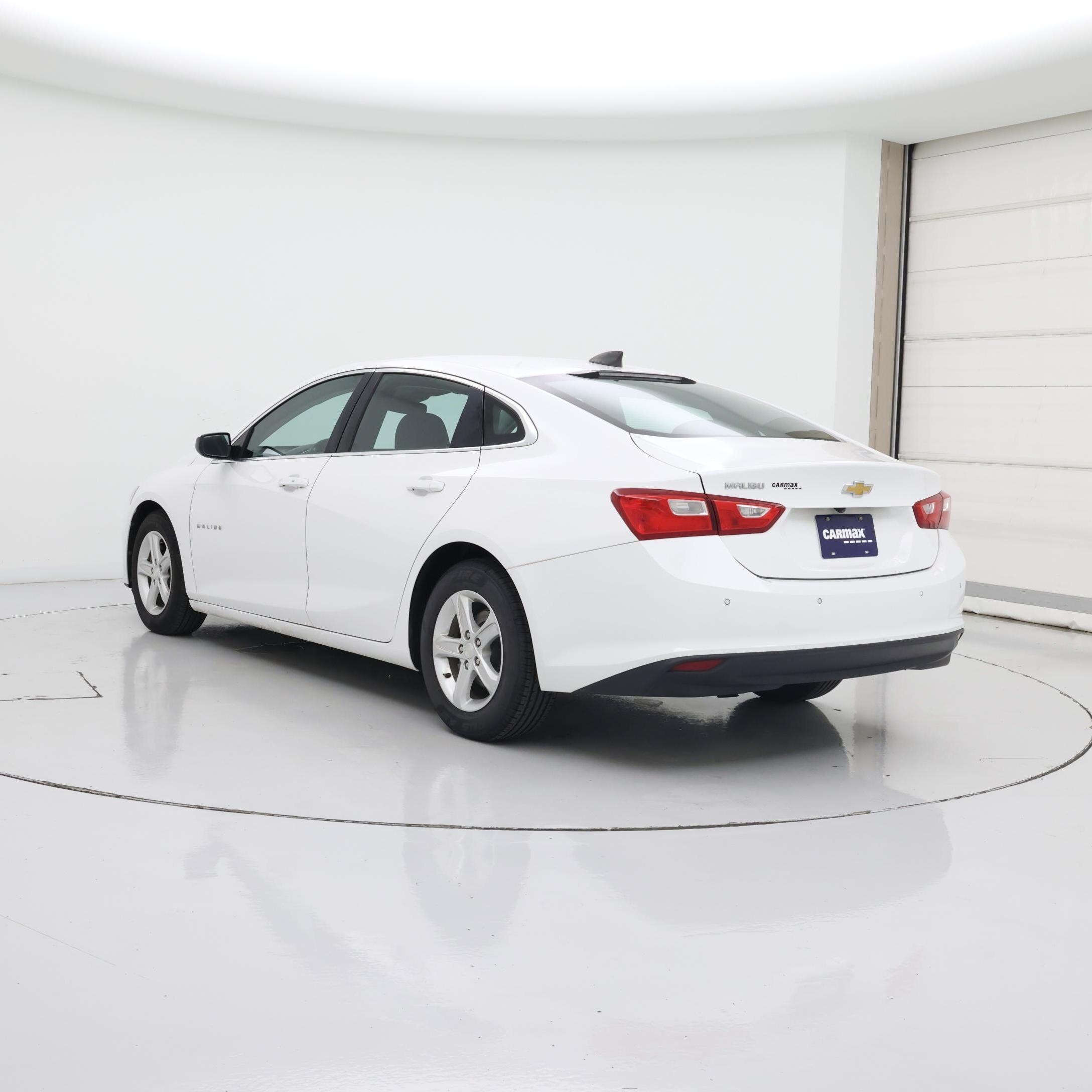 Thumbnail: 2020 Chevrolet Malibu - 2