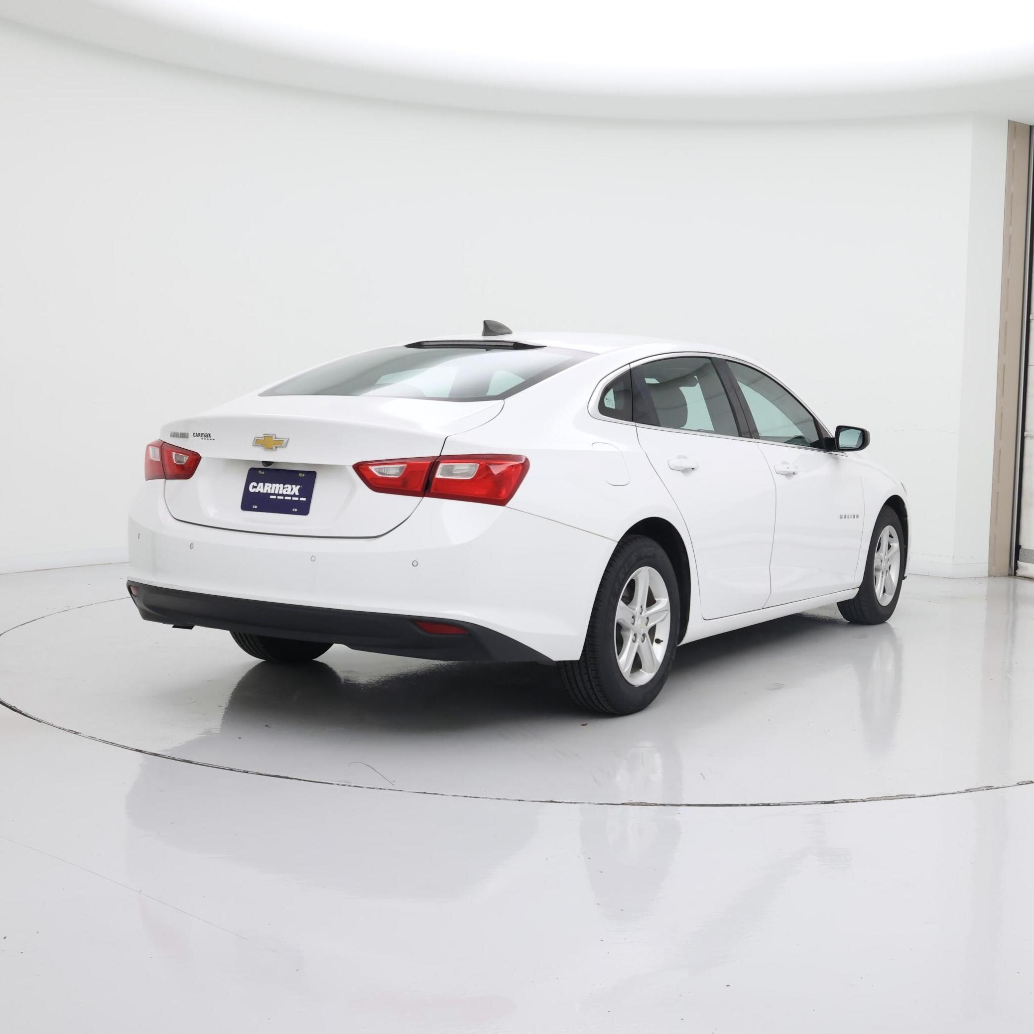 Thumbnail: 2020 Chevrolet Malibu - 8