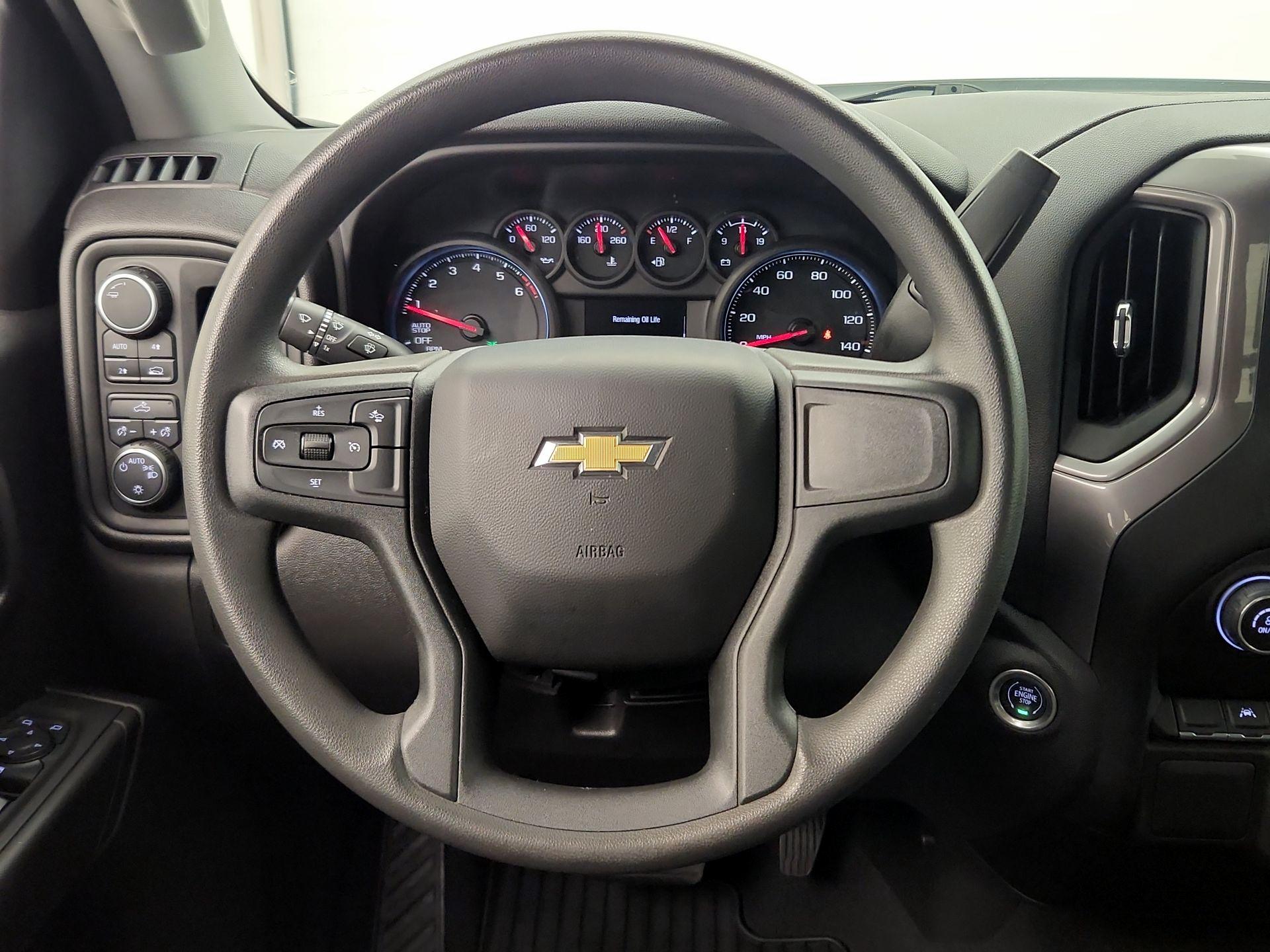 Thumbnail: 2023 Chevrolet Silverado 1500 - 10