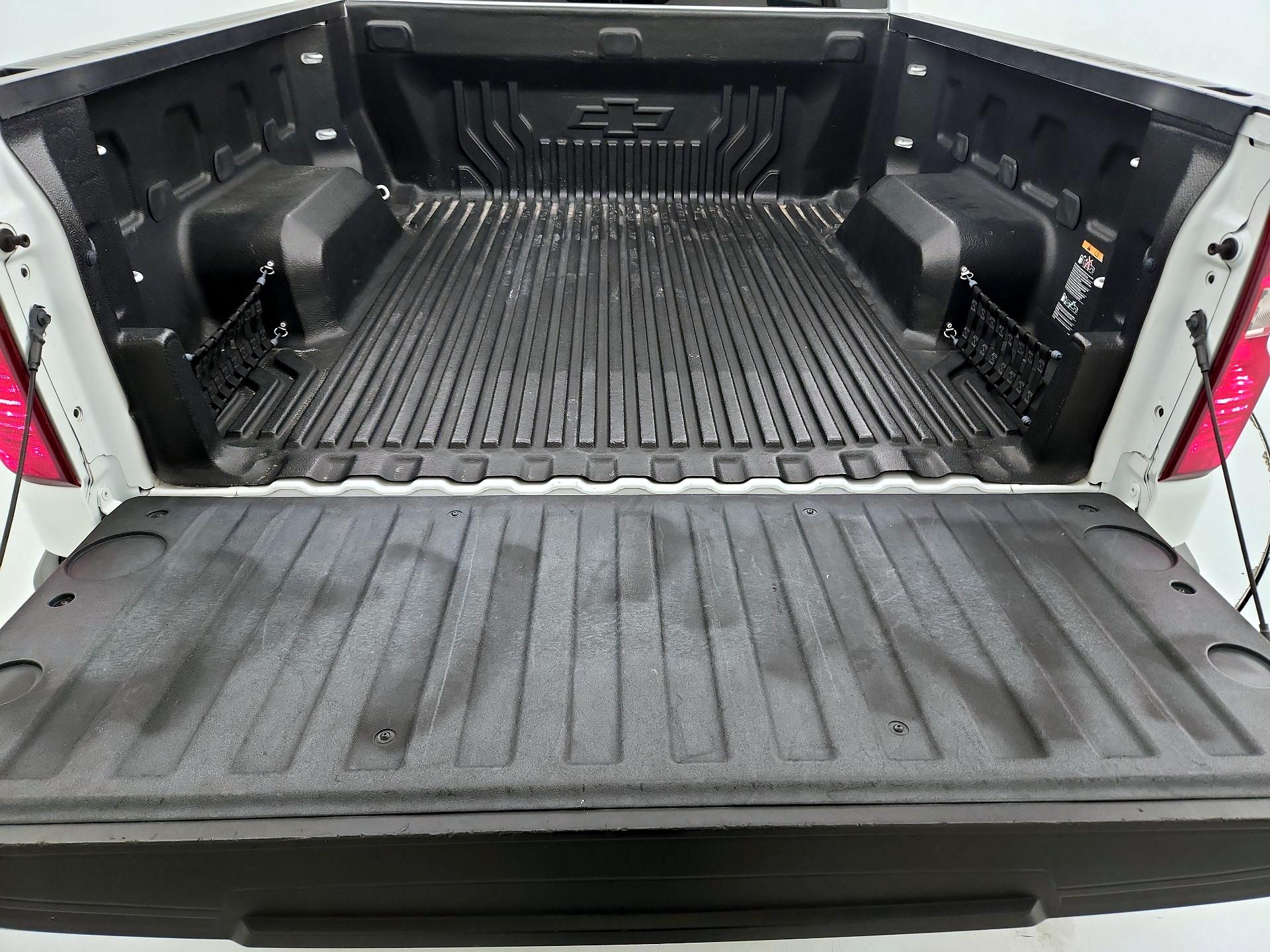 Thumbnail: 2023 Chevrolet Silverado 1500 - 20