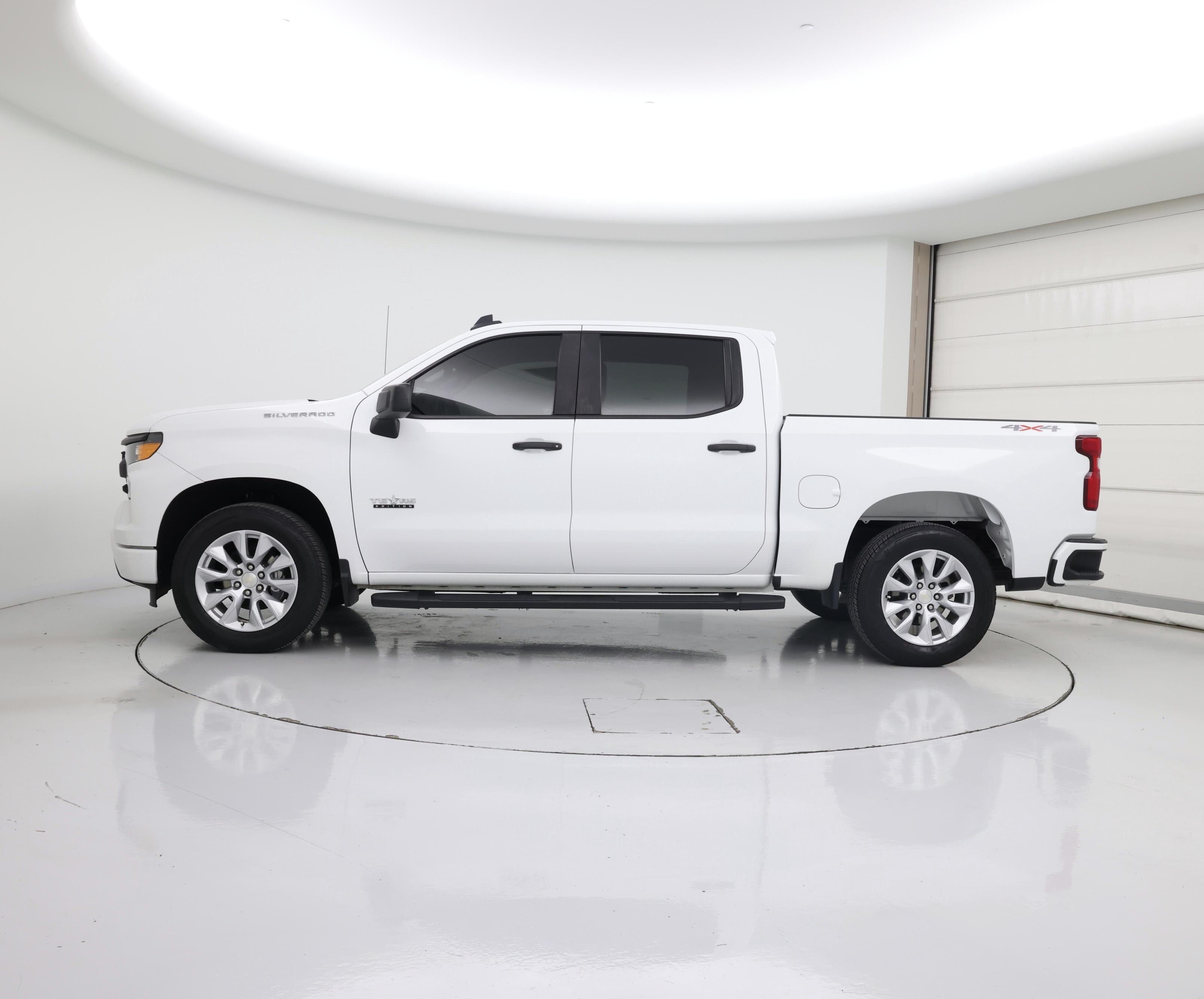 Thumbnail: 2023 Chevrolet Silverado 1500 - 3