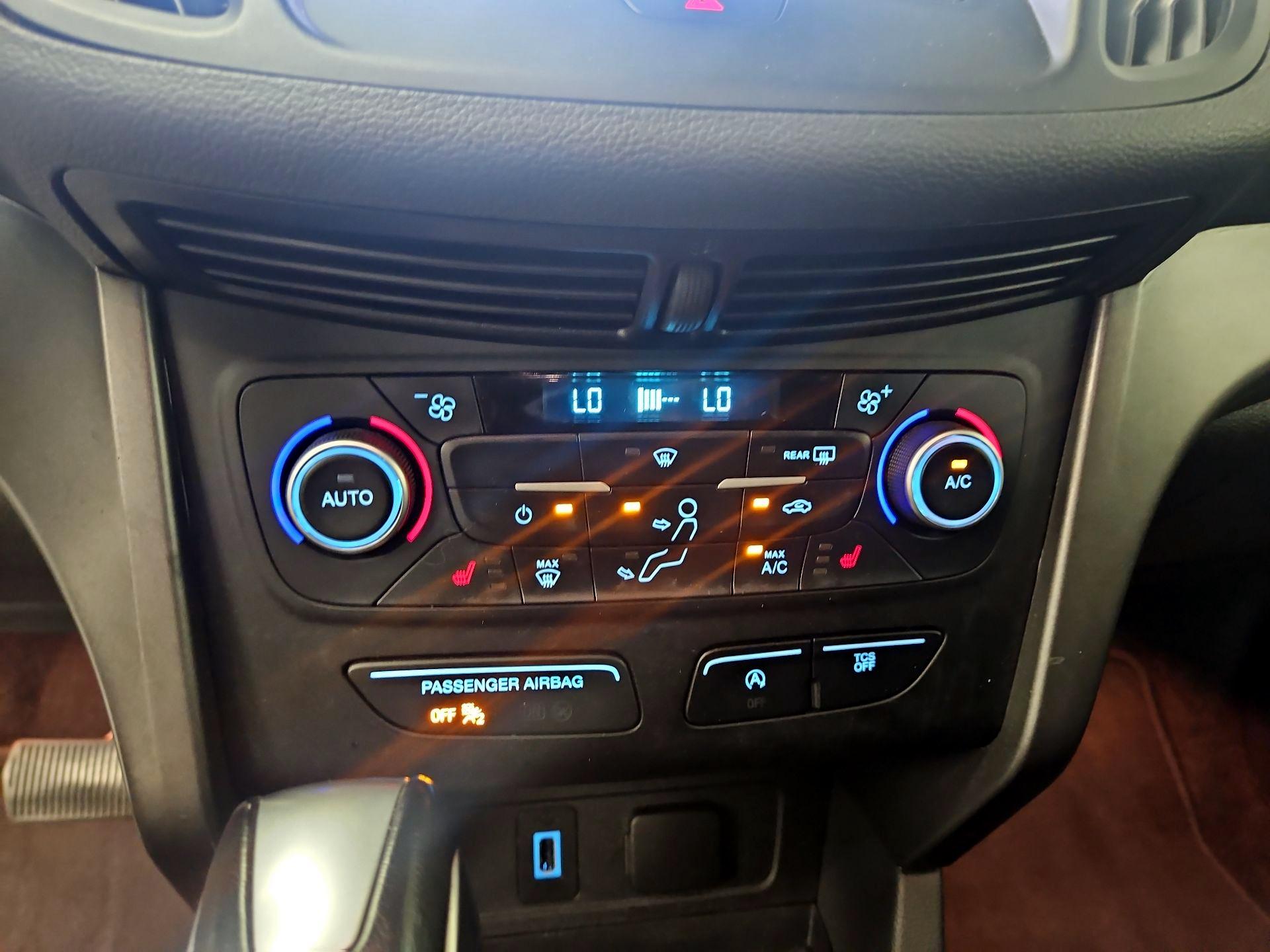 Thumbnail: 2018 Ford Escape - 17