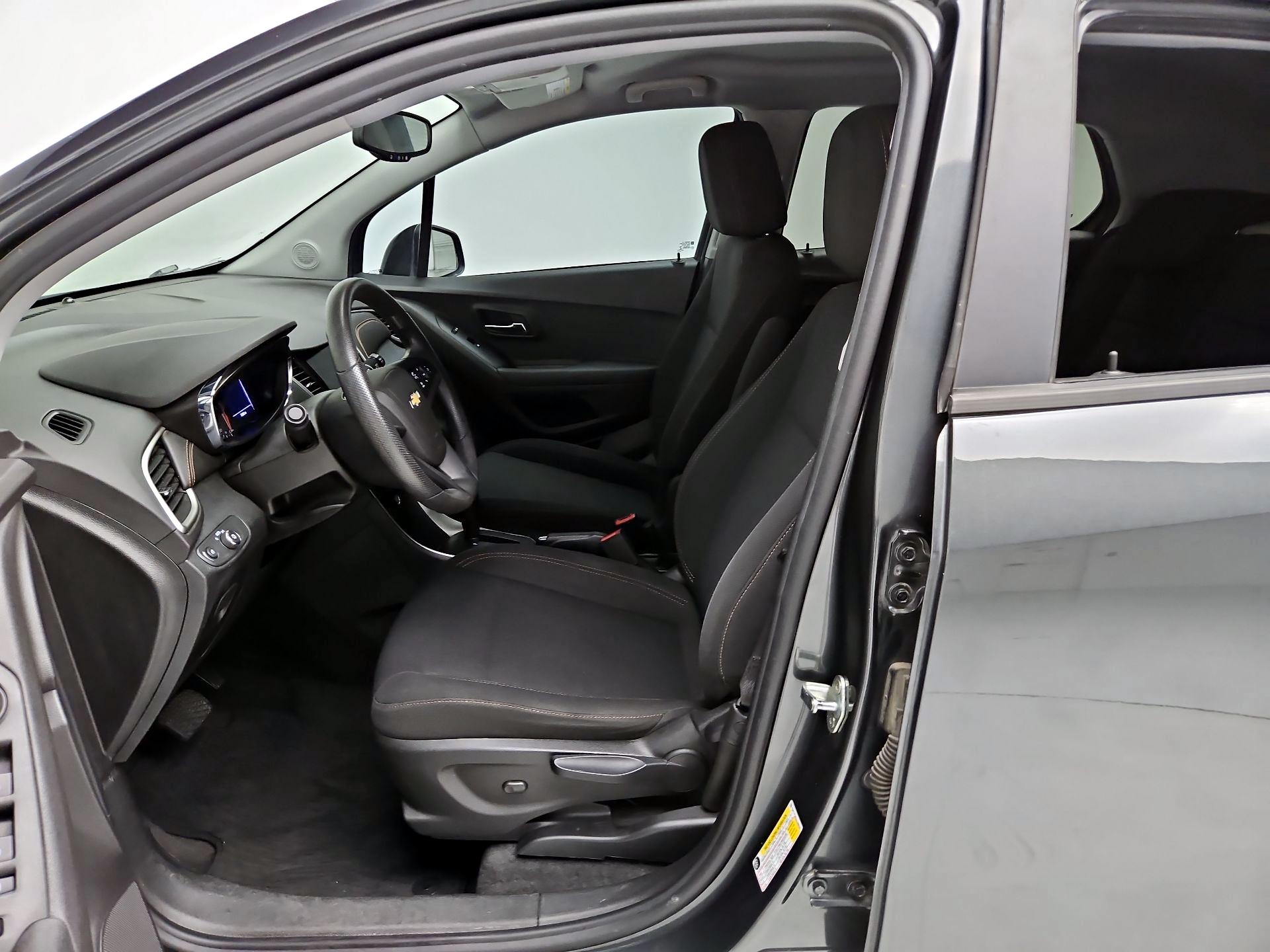 Thumbnail: 2020 Chevrolet Trax - 11