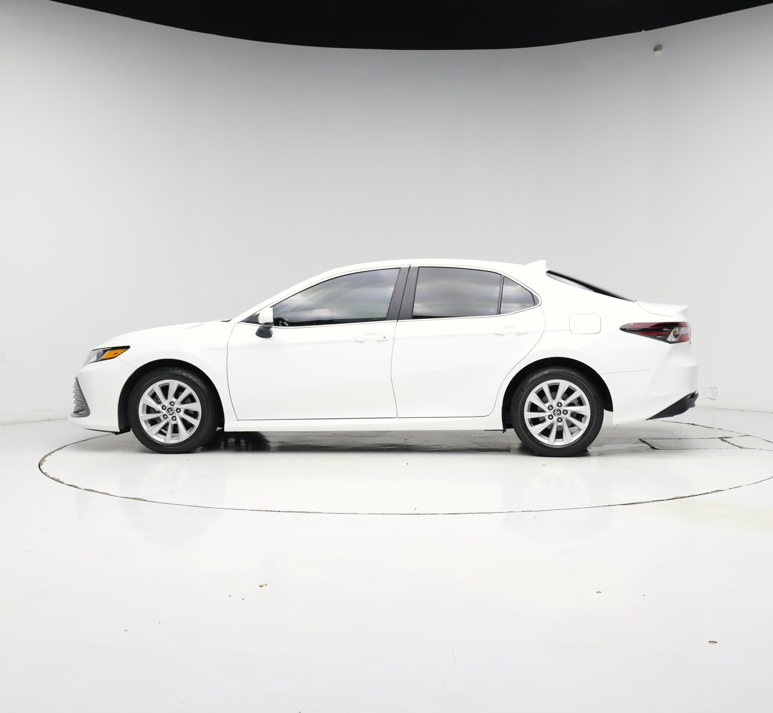 Thumbnail: 2024 Toyota Camry - 3