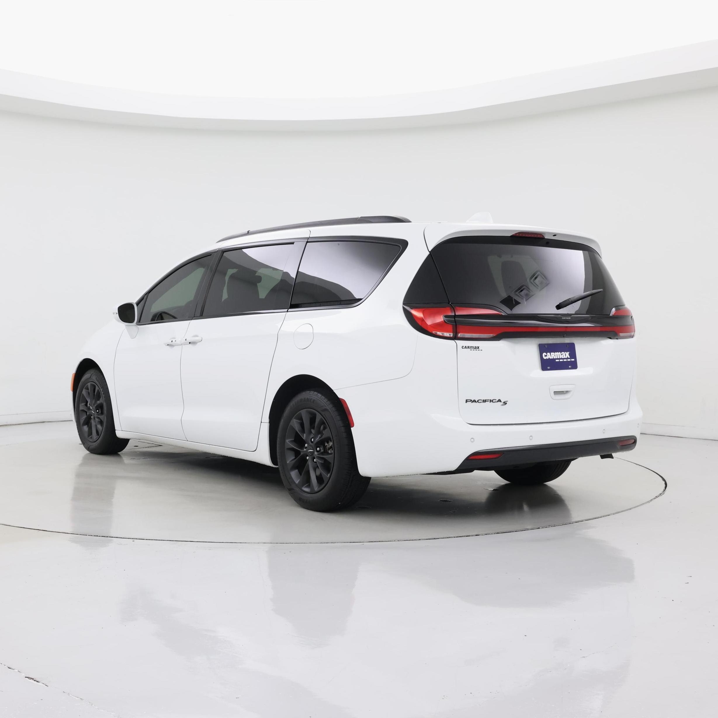 Thumbnail: 2021 Chrysler Pacifica - 2