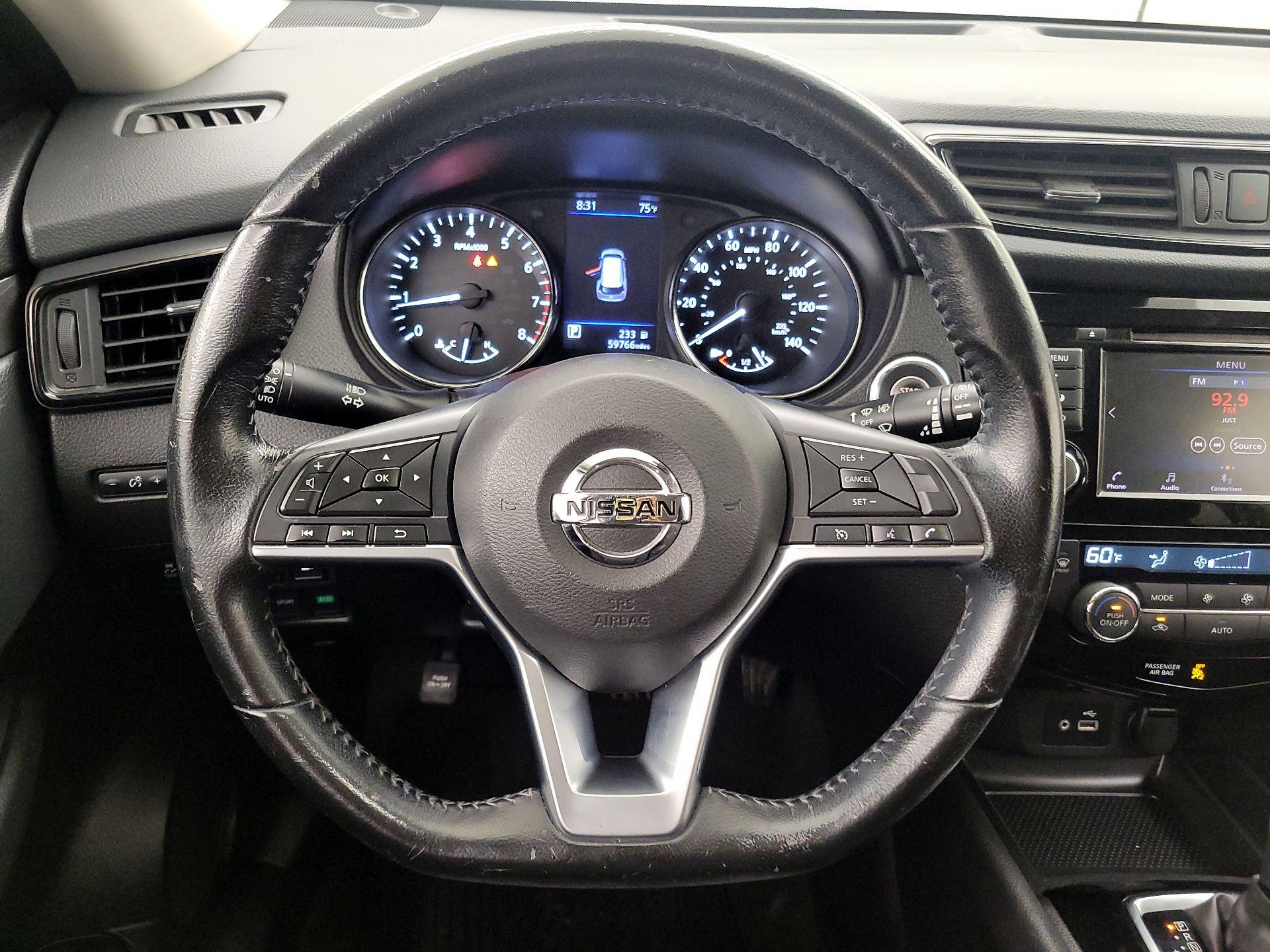 Thumbnail: 2020 Nissan Rogue - 10