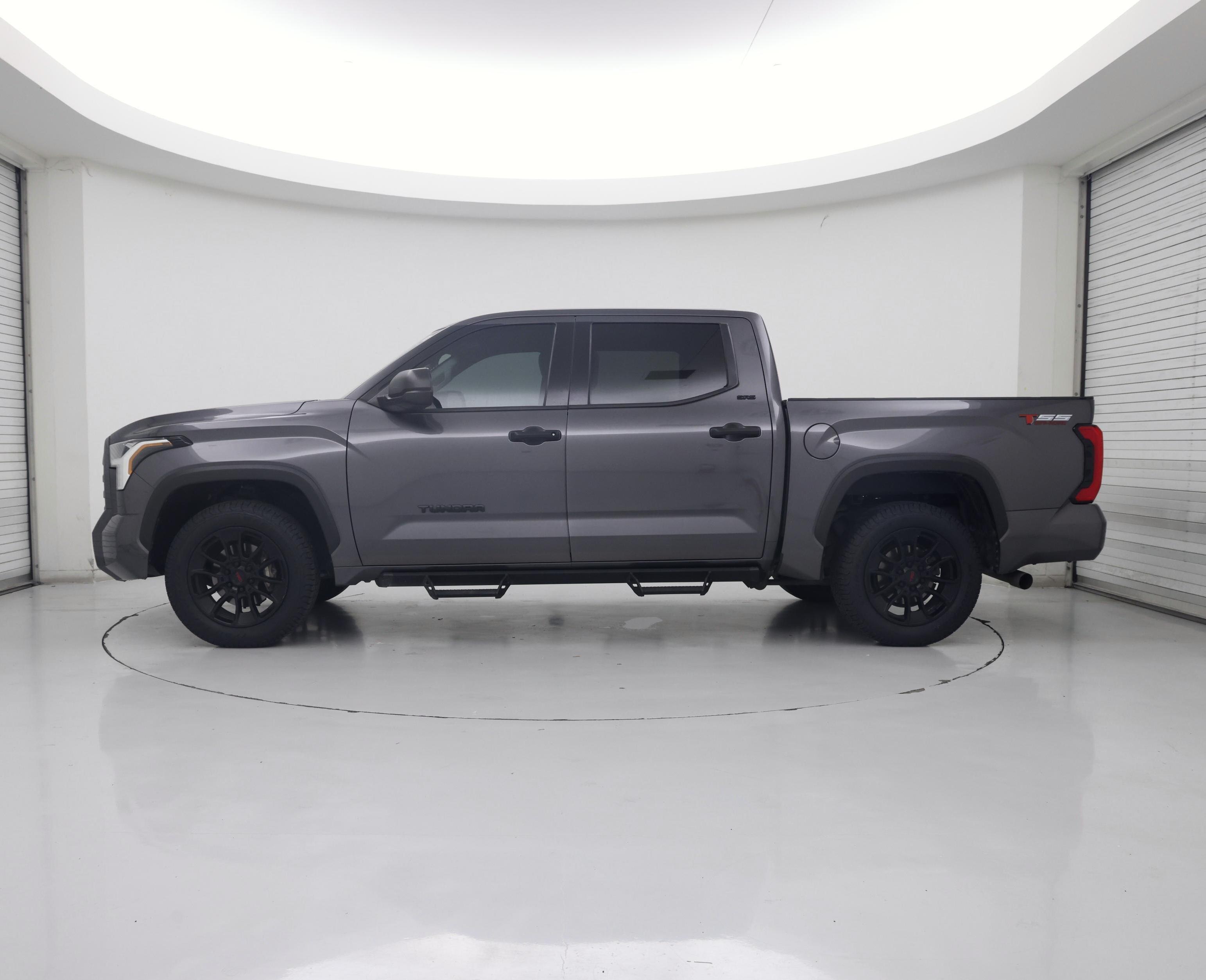 Thumbnail: 2022 Toyota Tundra - 3