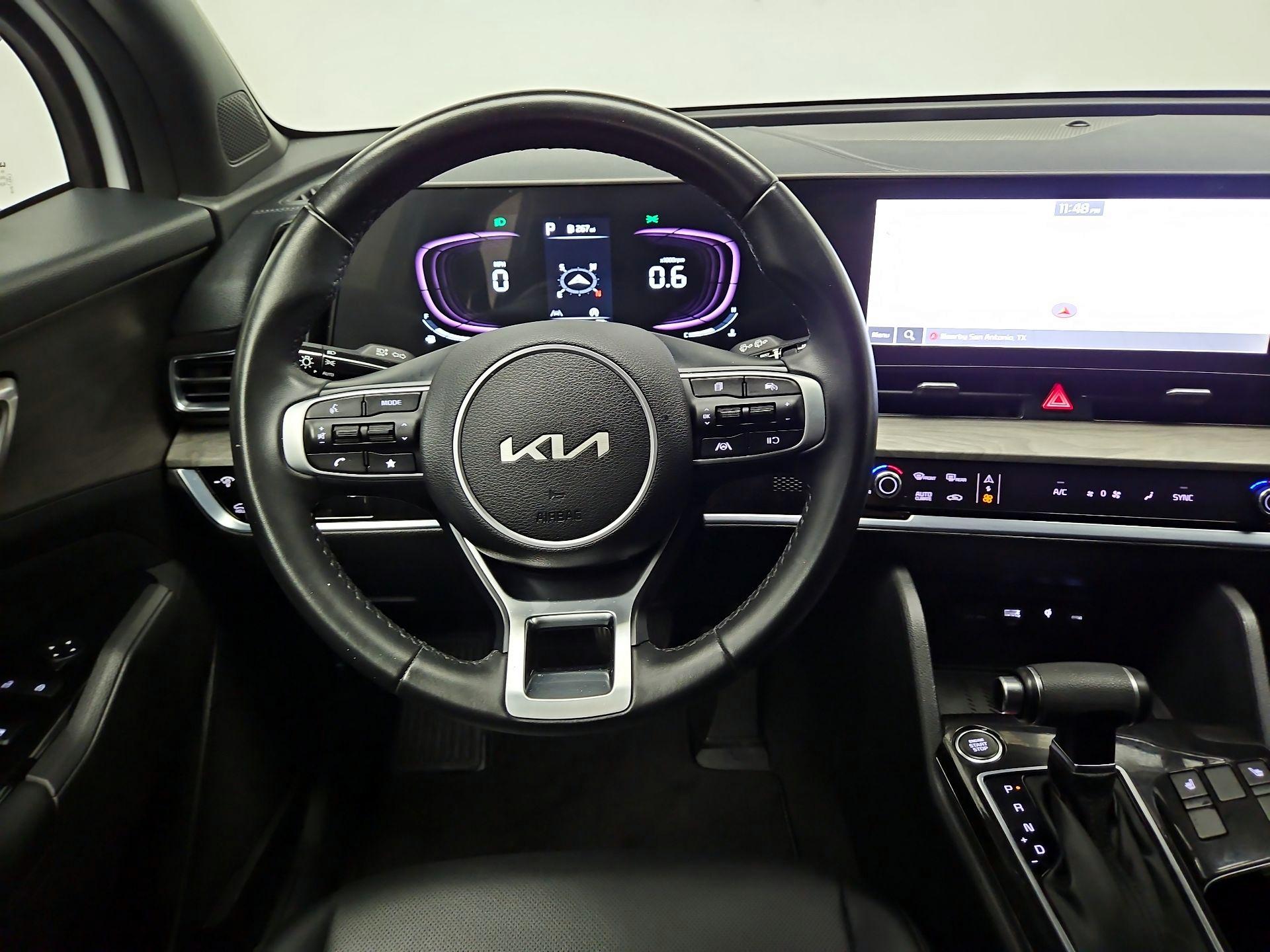 Thumbnail: 2023 Kia Sportage - 10