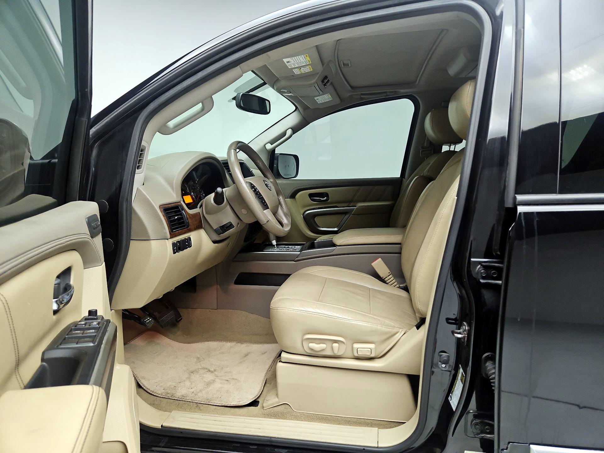Thumbnail: 2015 Nissan Armada - 9