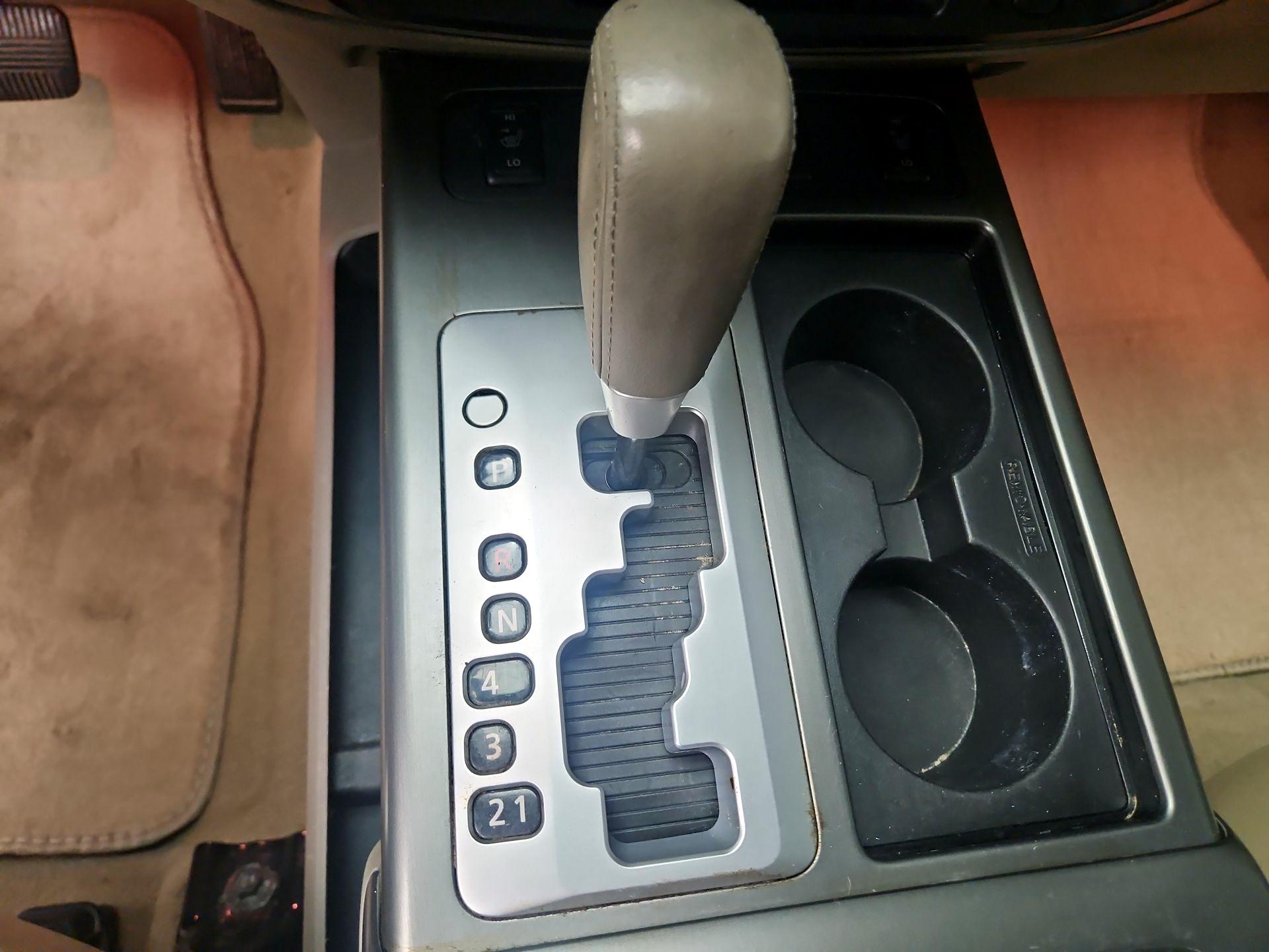 Thumbnail: 2015 Nissan Armada - 16