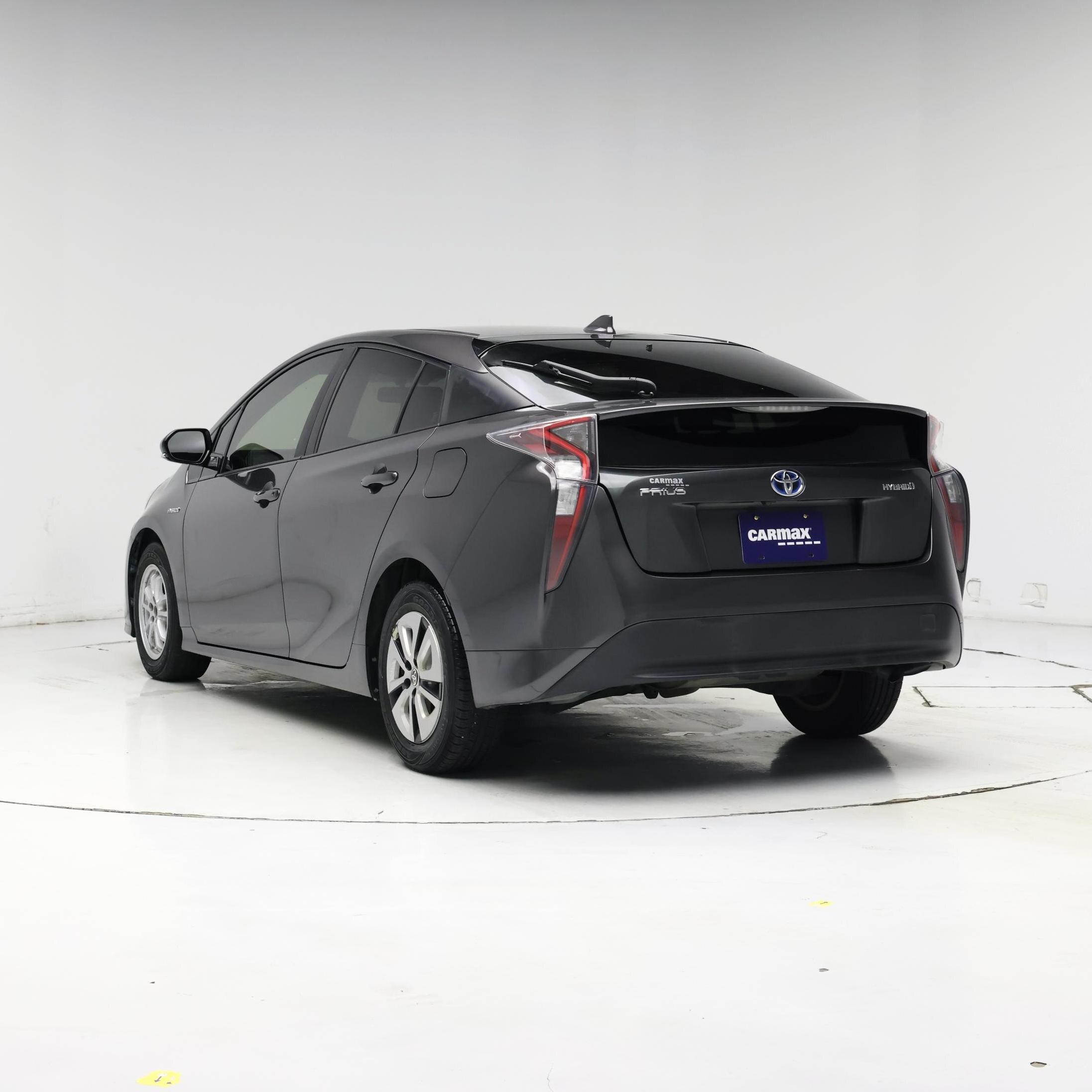 Thumbnail: 2016 Toyota Prius - 2