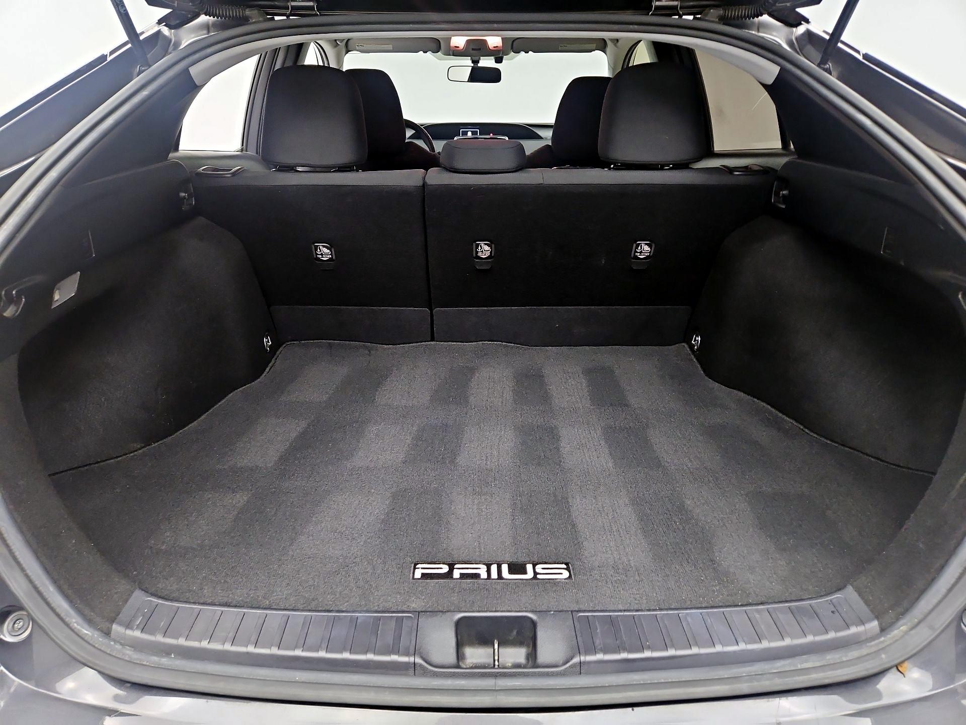Thumbnail: 2016 Toyota Prius - 20