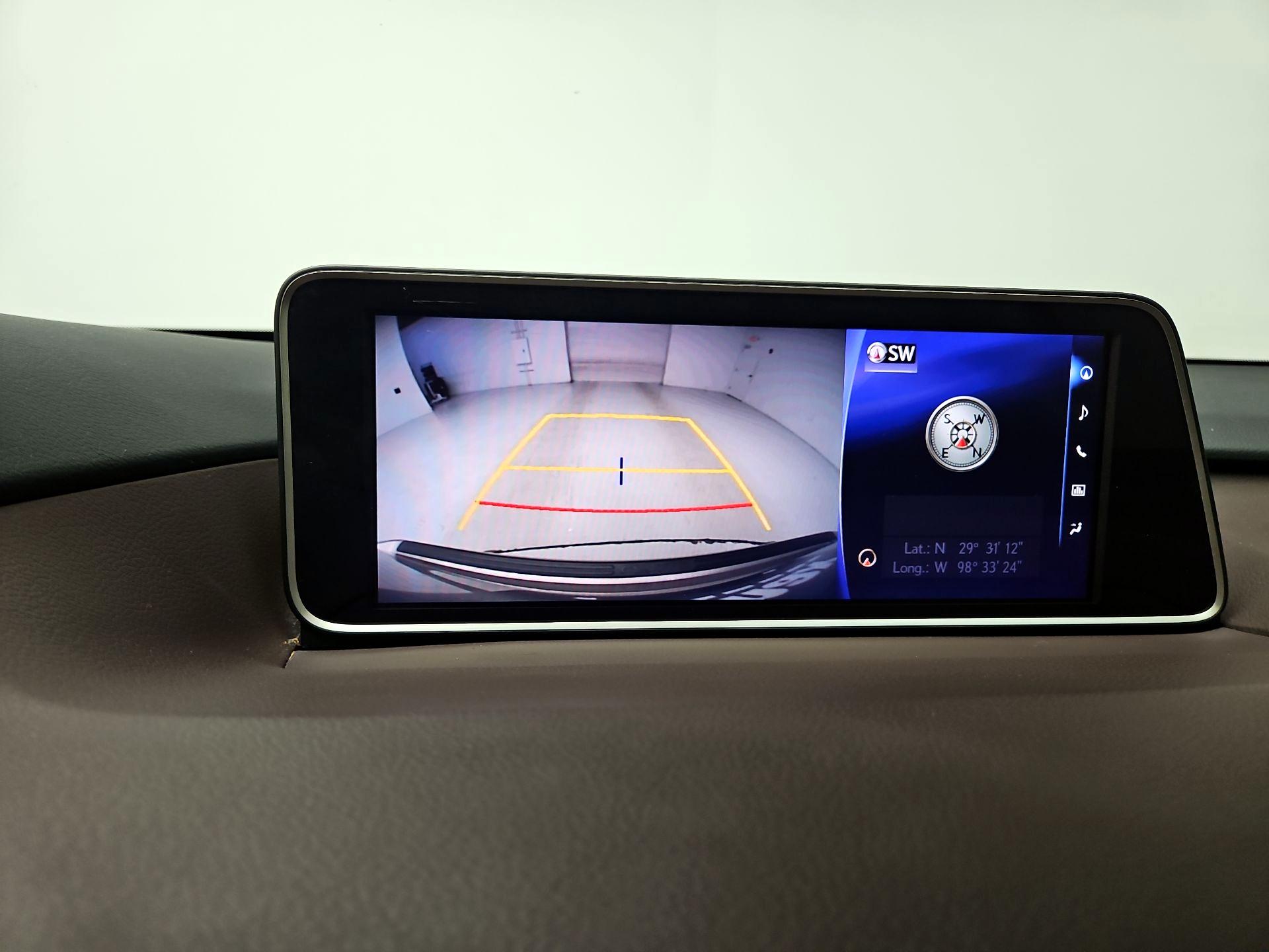 Thumbnail: 2017 Lexus RX - 15