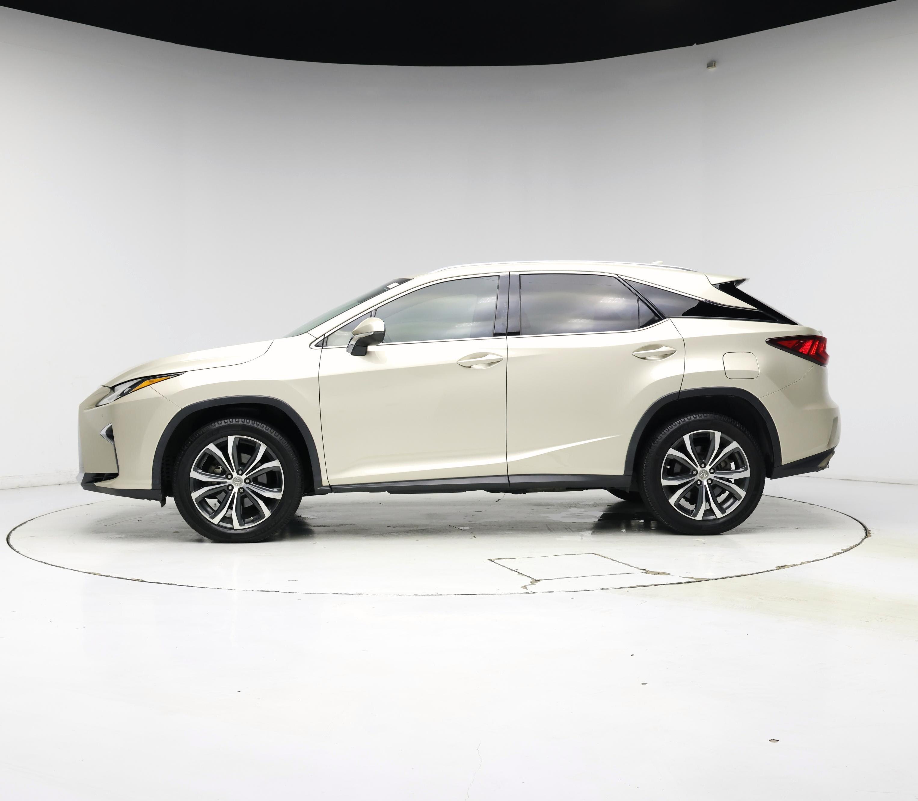 Thumbnail: 2017 Lexus RX - 3