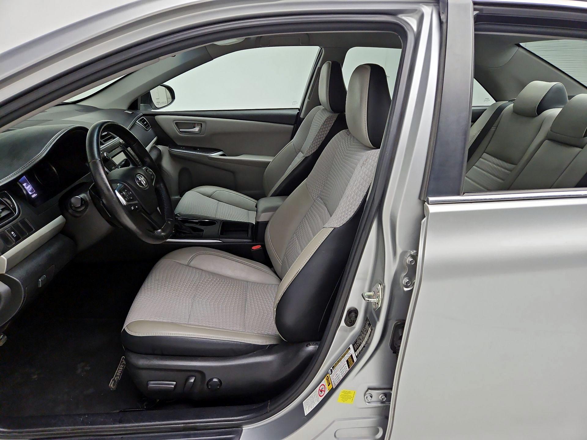 Thumbnail: 2015 Toyota Camry - 11