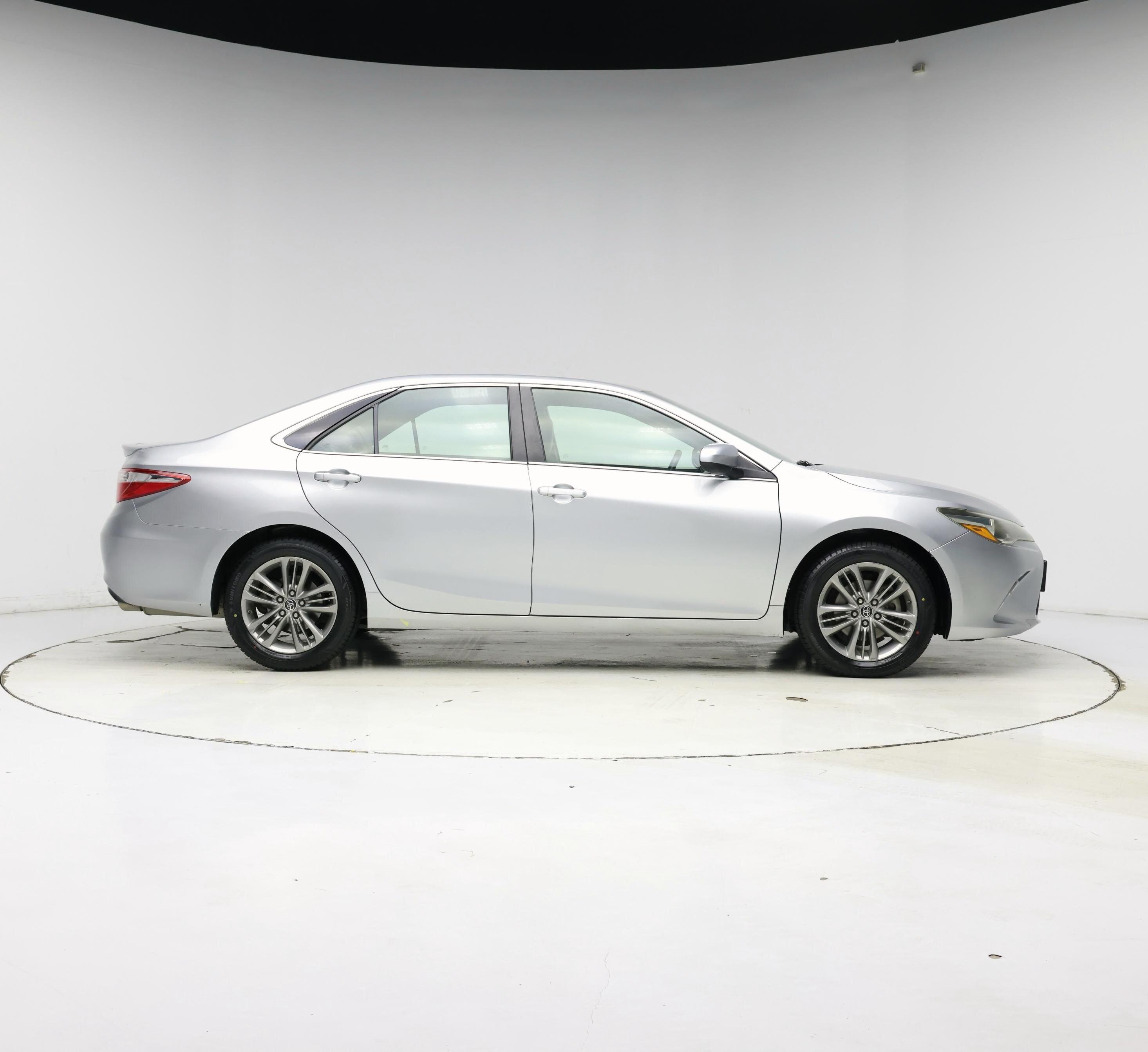 Thumbnail: 2015 Toyota Camry - 7