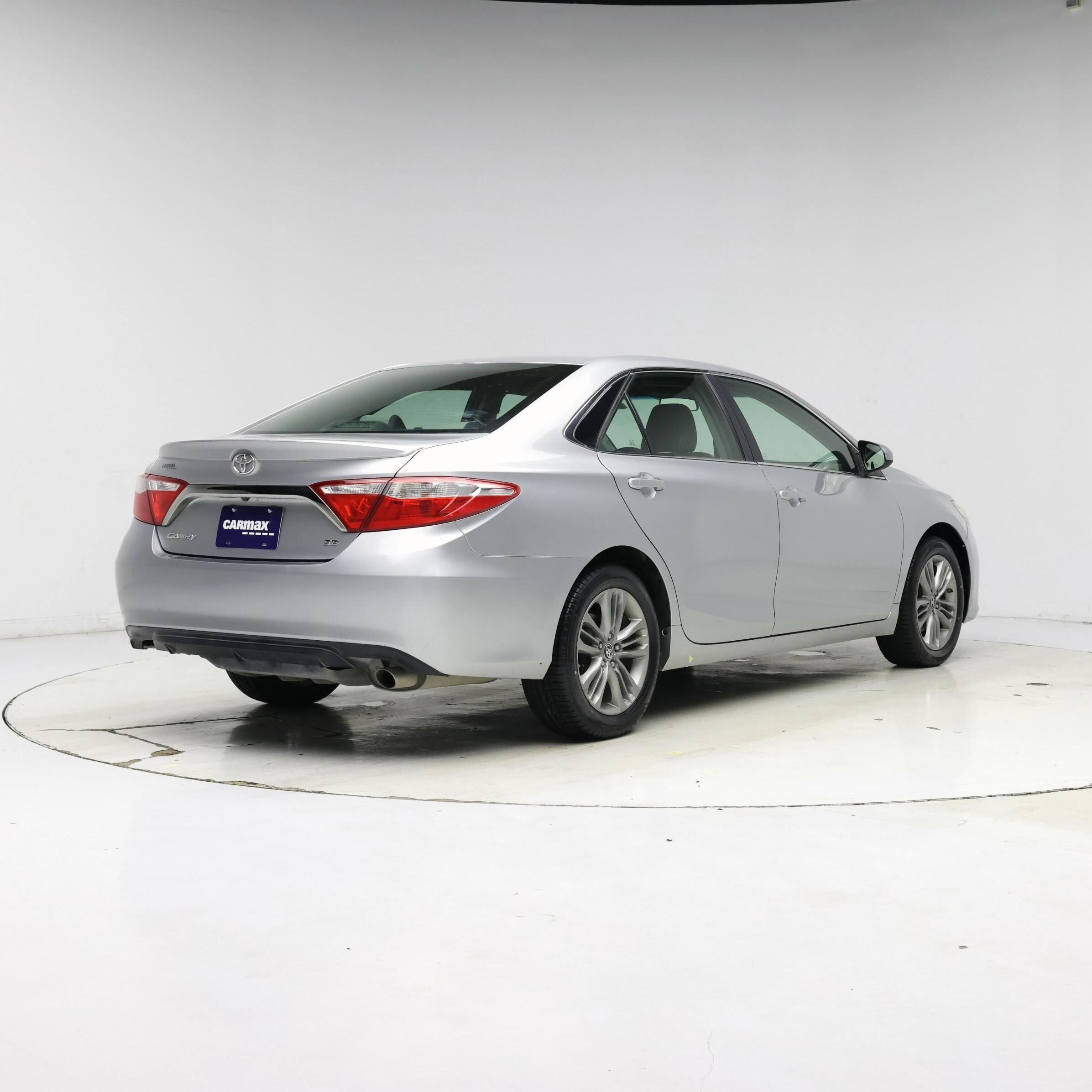 Thumbnail: 2015 Toyota Camry - 8