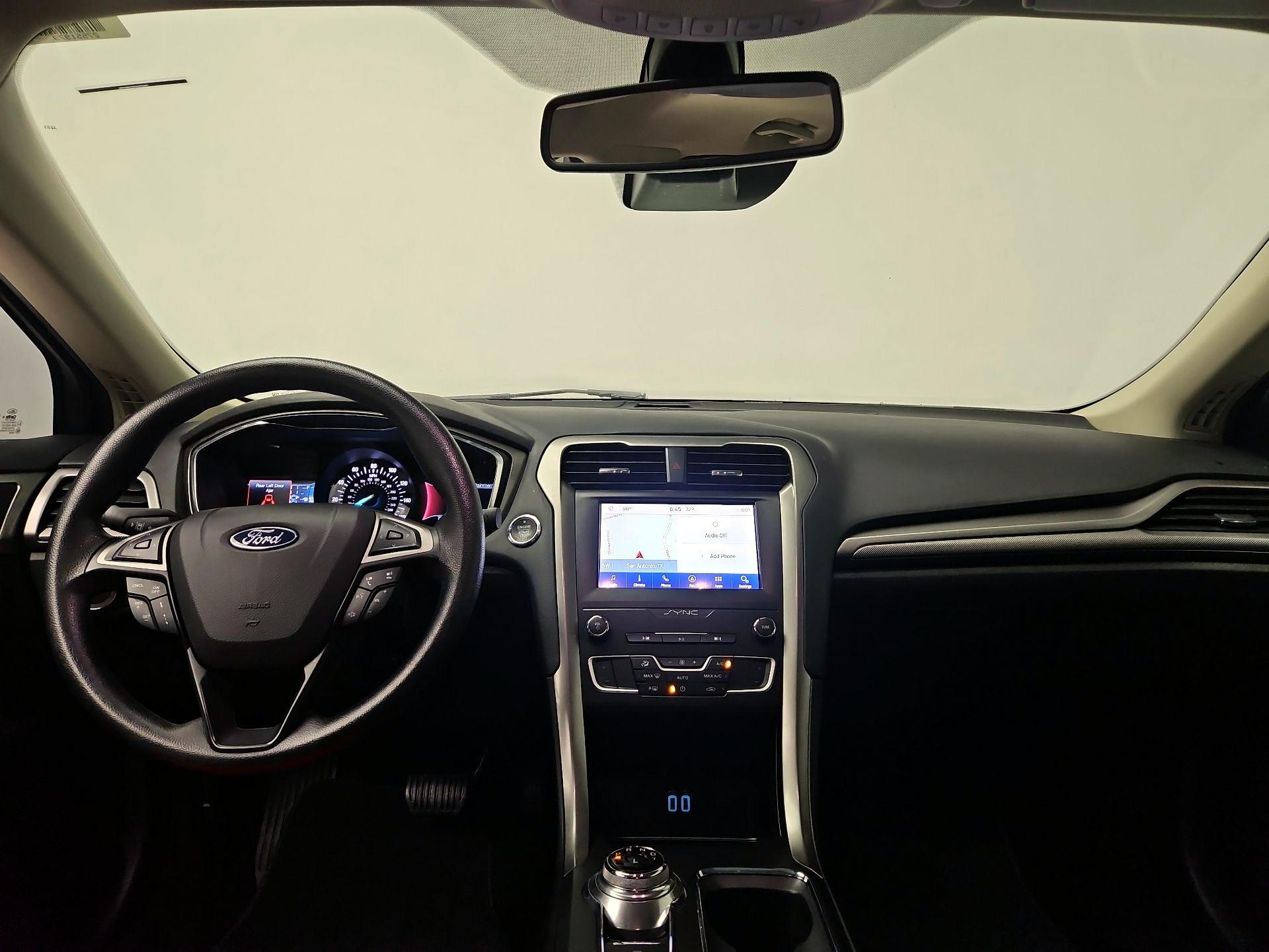 Thumbnail: 2020 Ford Fusion - 9
