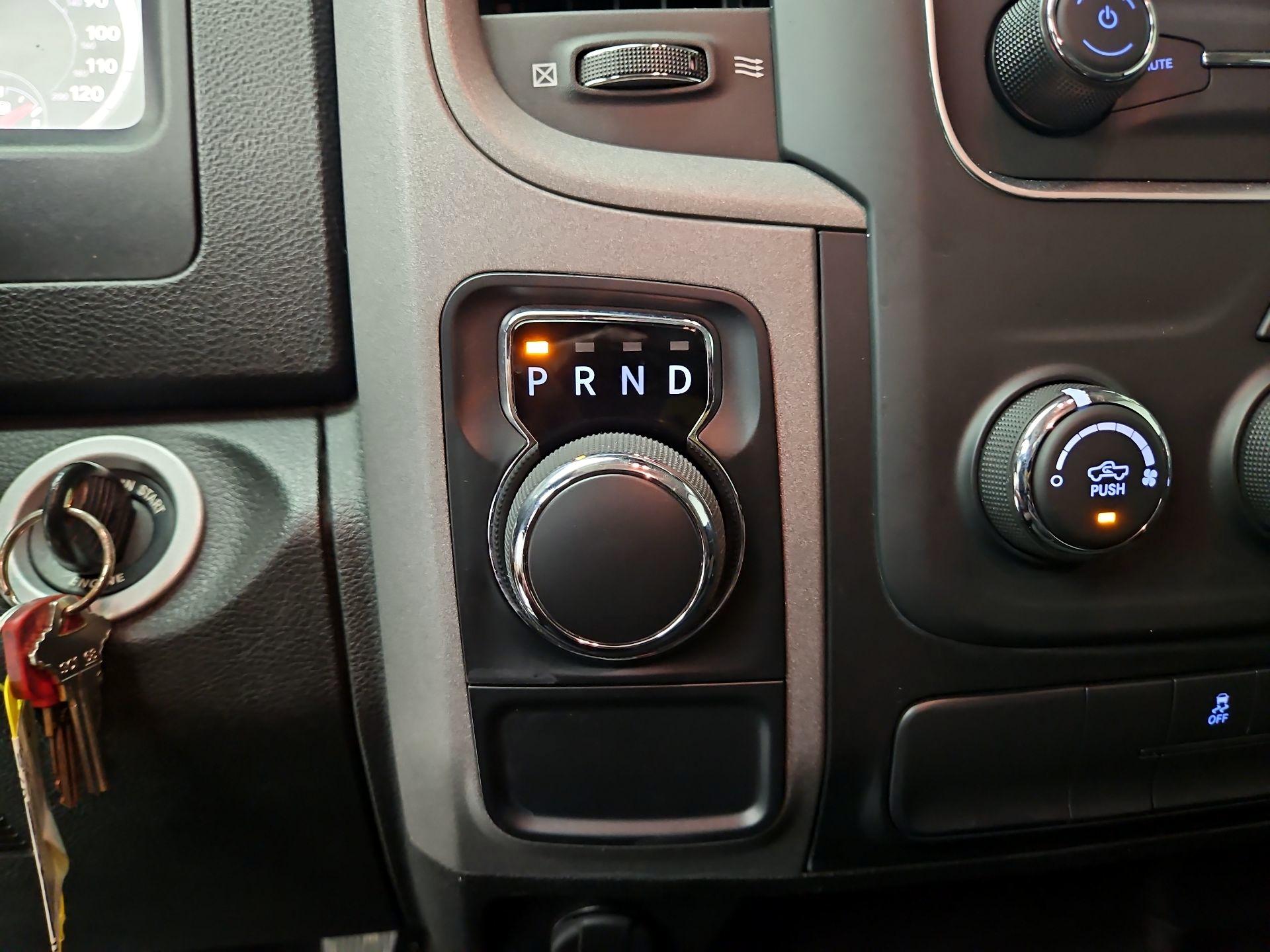 Thumbnail: 2021 RAM 1500 Classic - 18