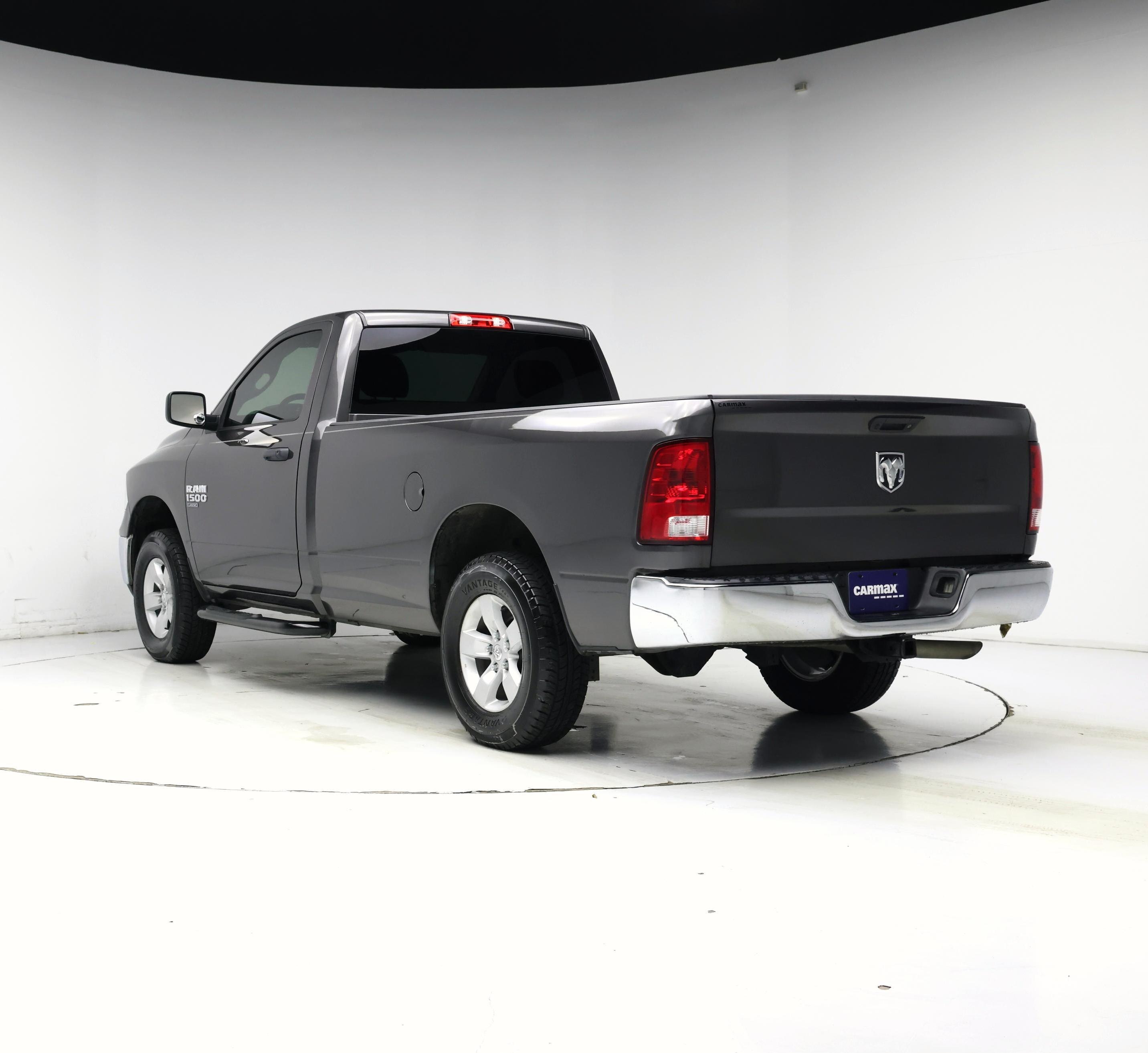 Thumbnail: 2021 RAM 1500 Classic - 2