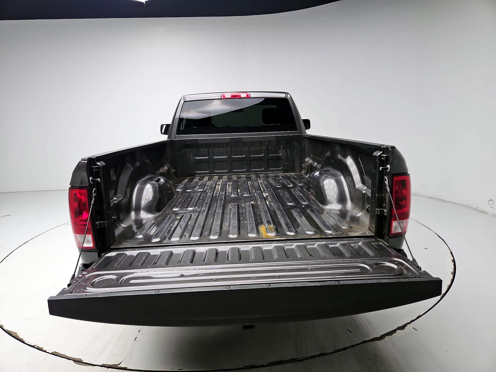 Thumbnail: 2021 RAM 1500 Classic - 20