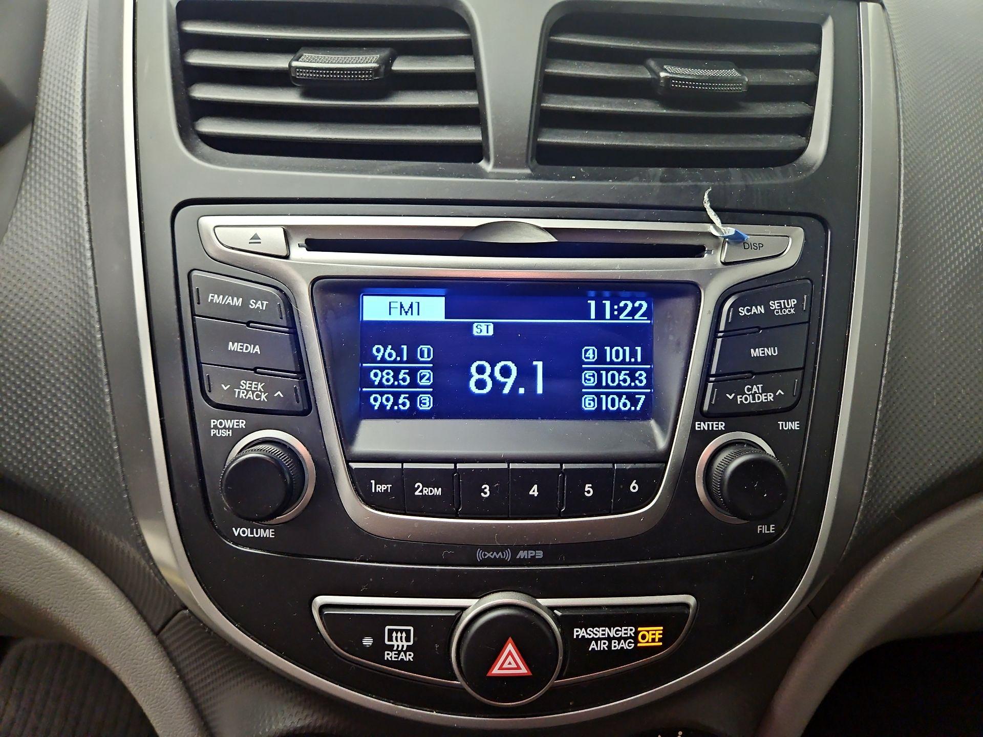 Thumbnail: 2016 Hyundai Accent - 14