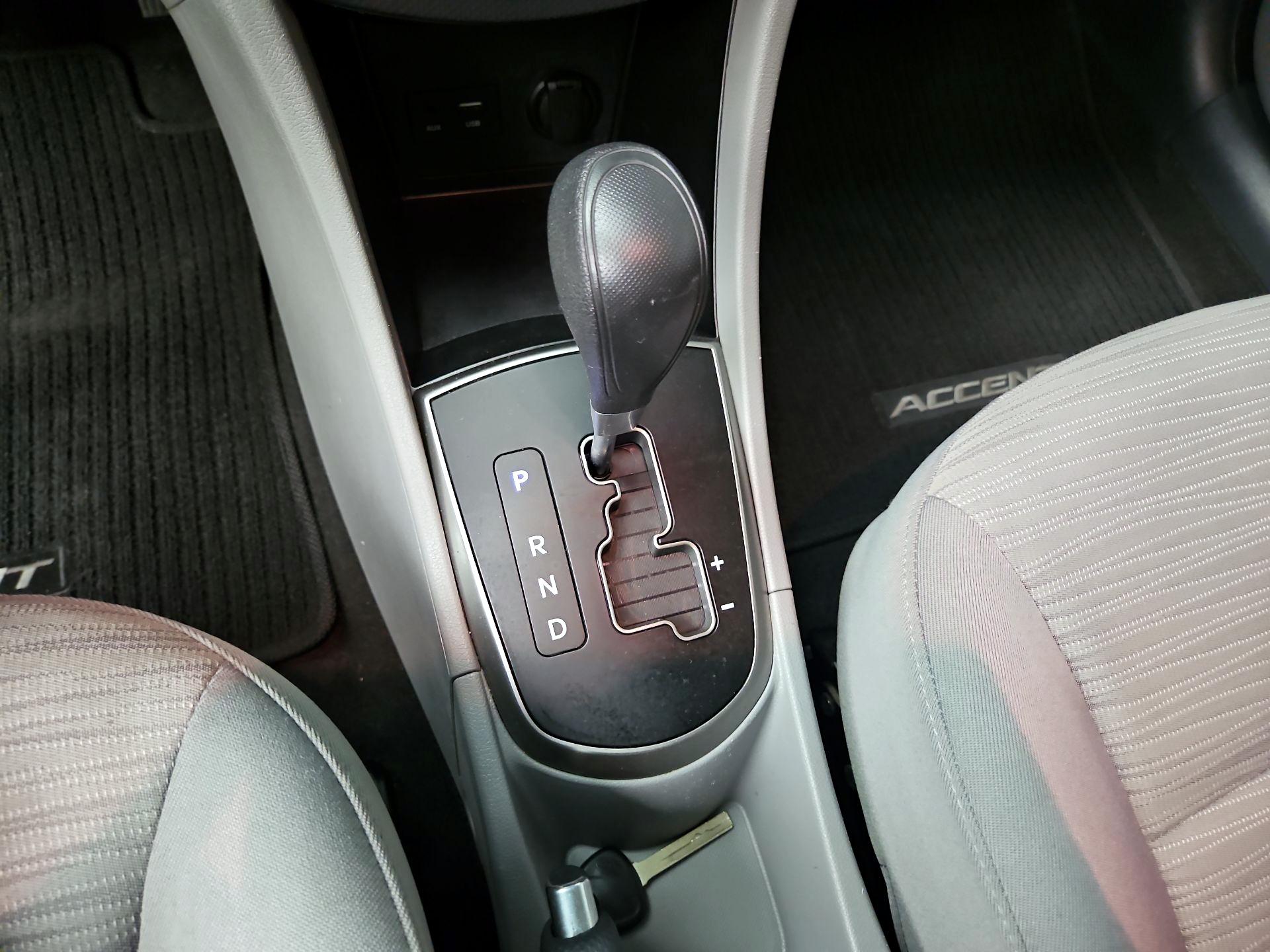 Thumbnail: 2016 Hyundai Accent - 16