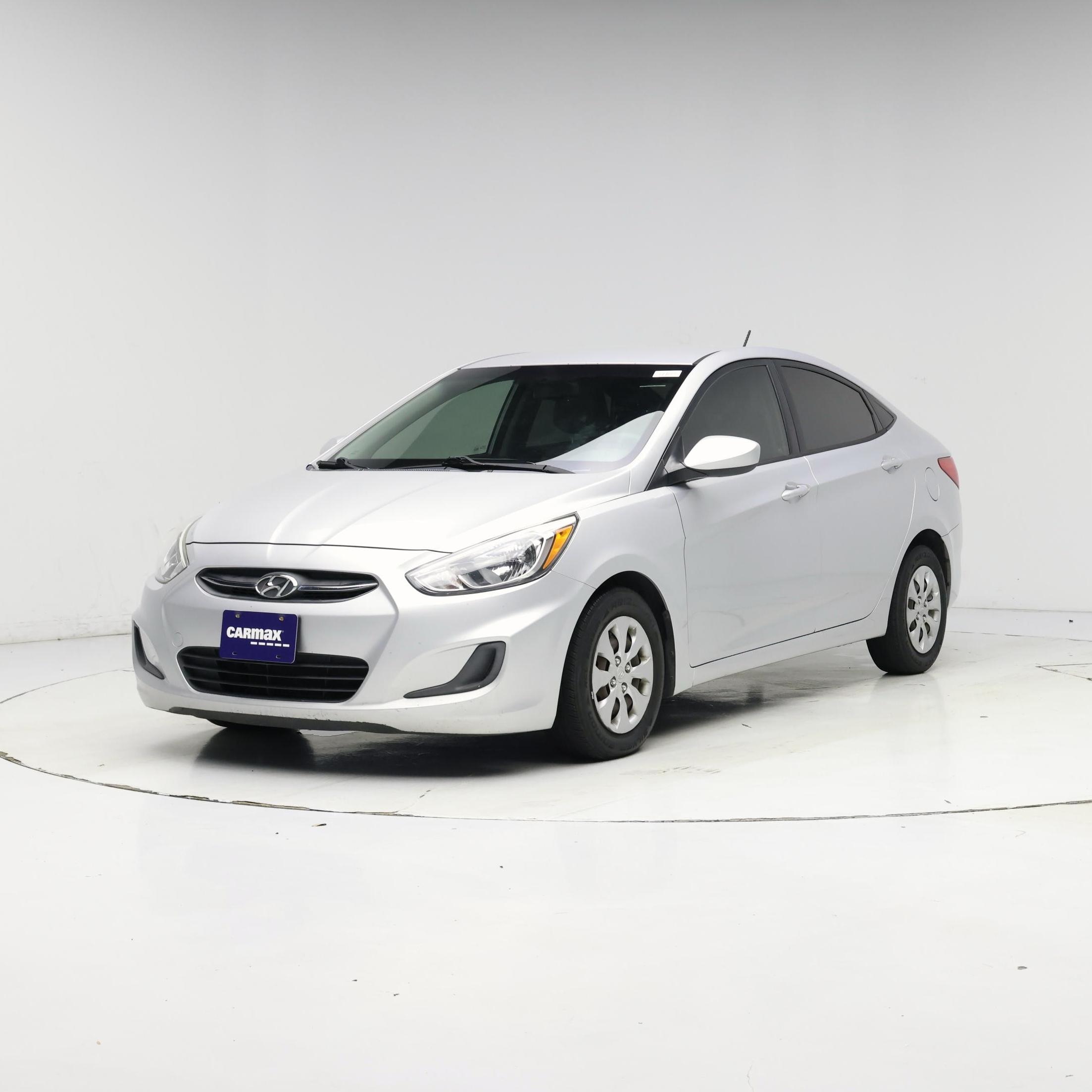 Thumbnail: 2016 Hyundai Accent - 4