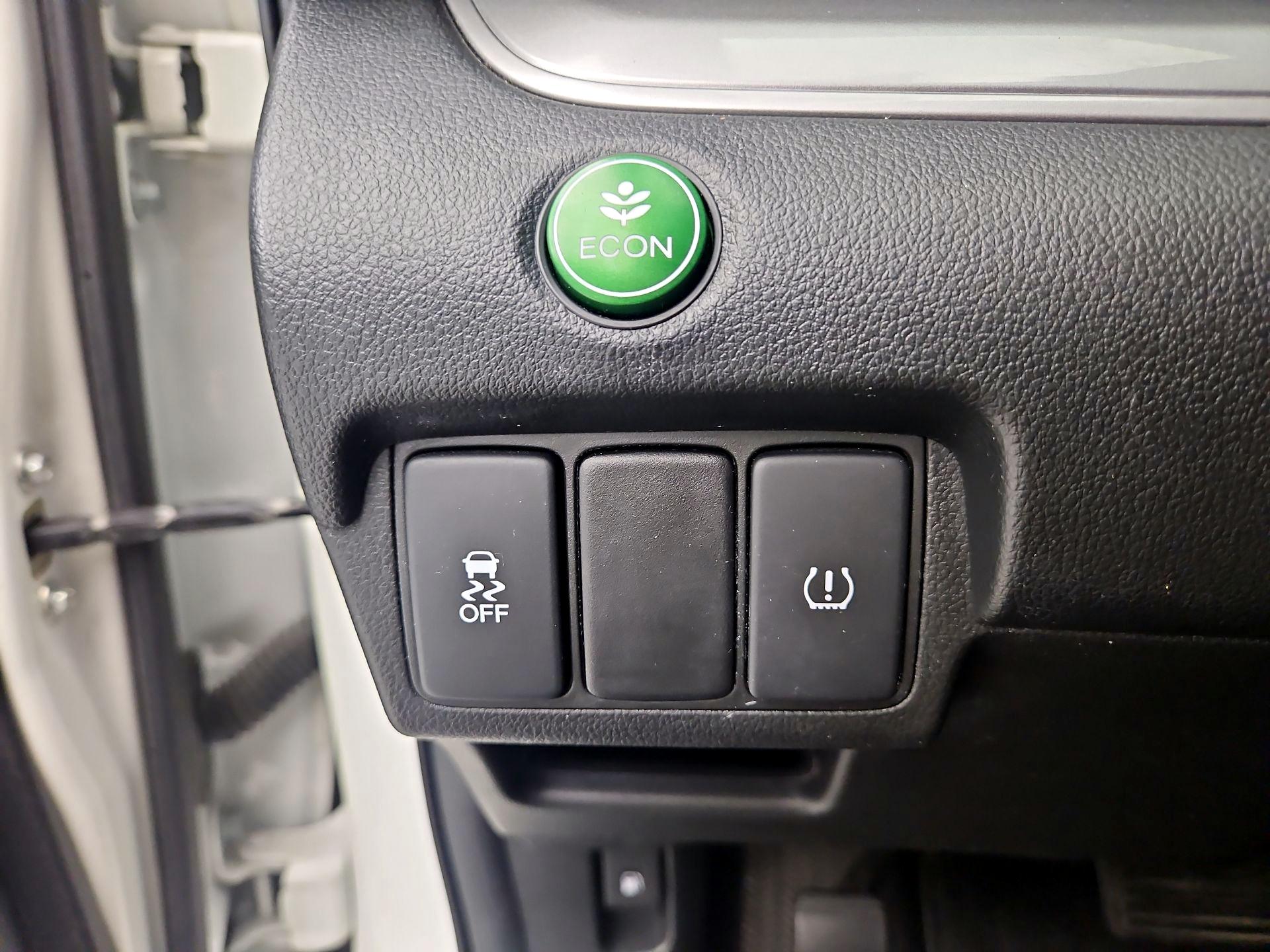 Thumbnail: 2015 Honda CR-V - 13