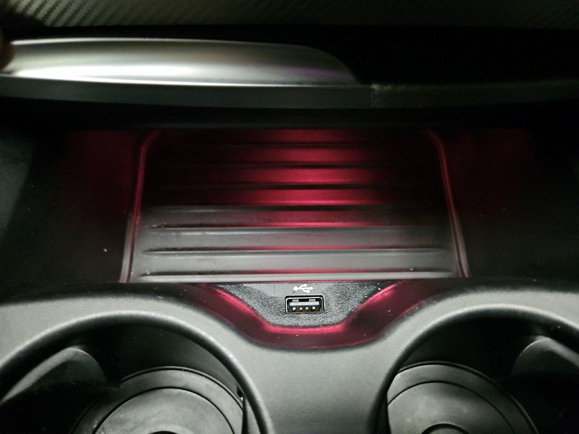 Thumbnail: 2019 BMW M5 - 19