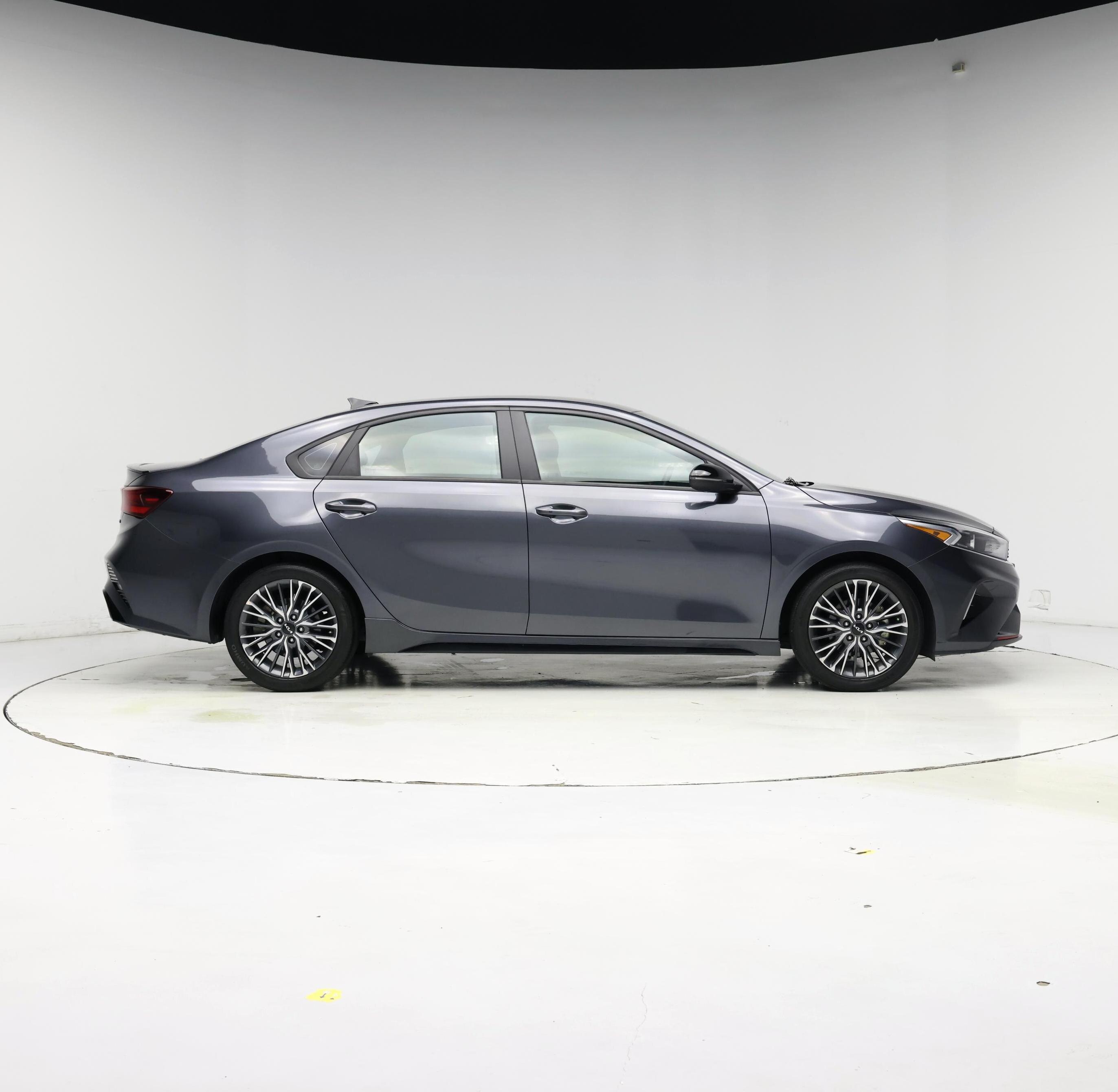 Thumbnail: 2023 Kia Forte - 7