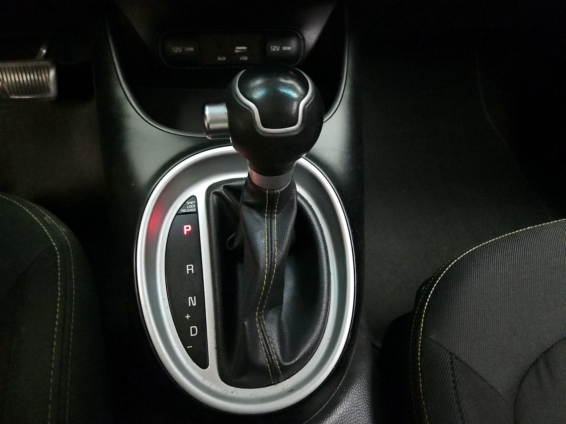 Thumbnail: 2016 Kia Soul - 15