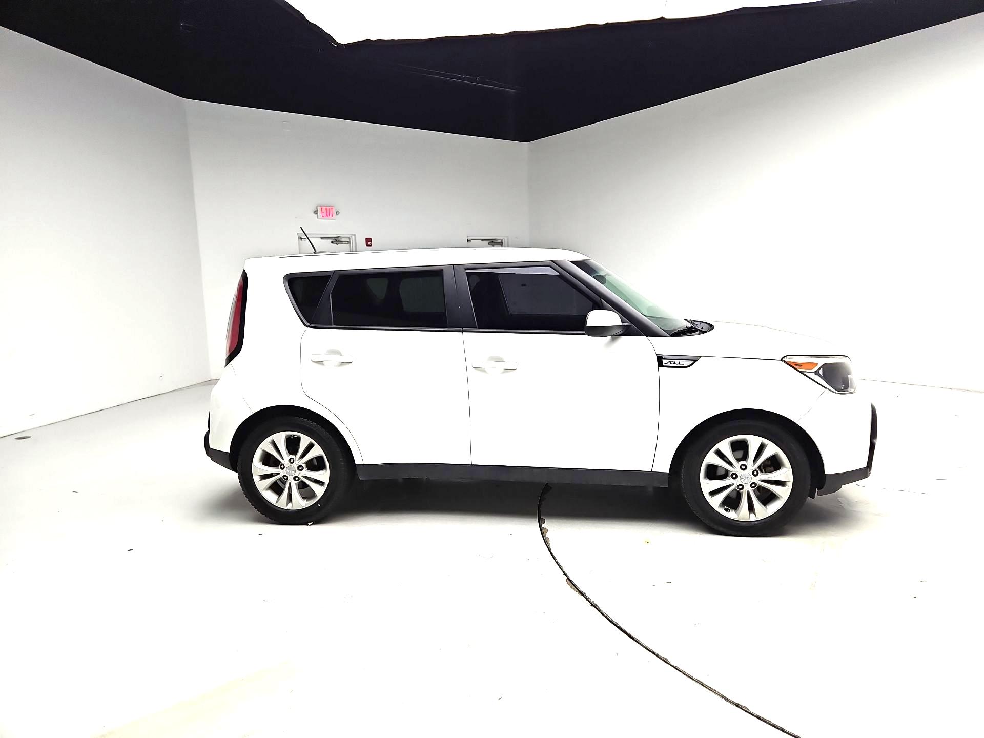 Thumbnail: 2016 Kia Soul - 4
