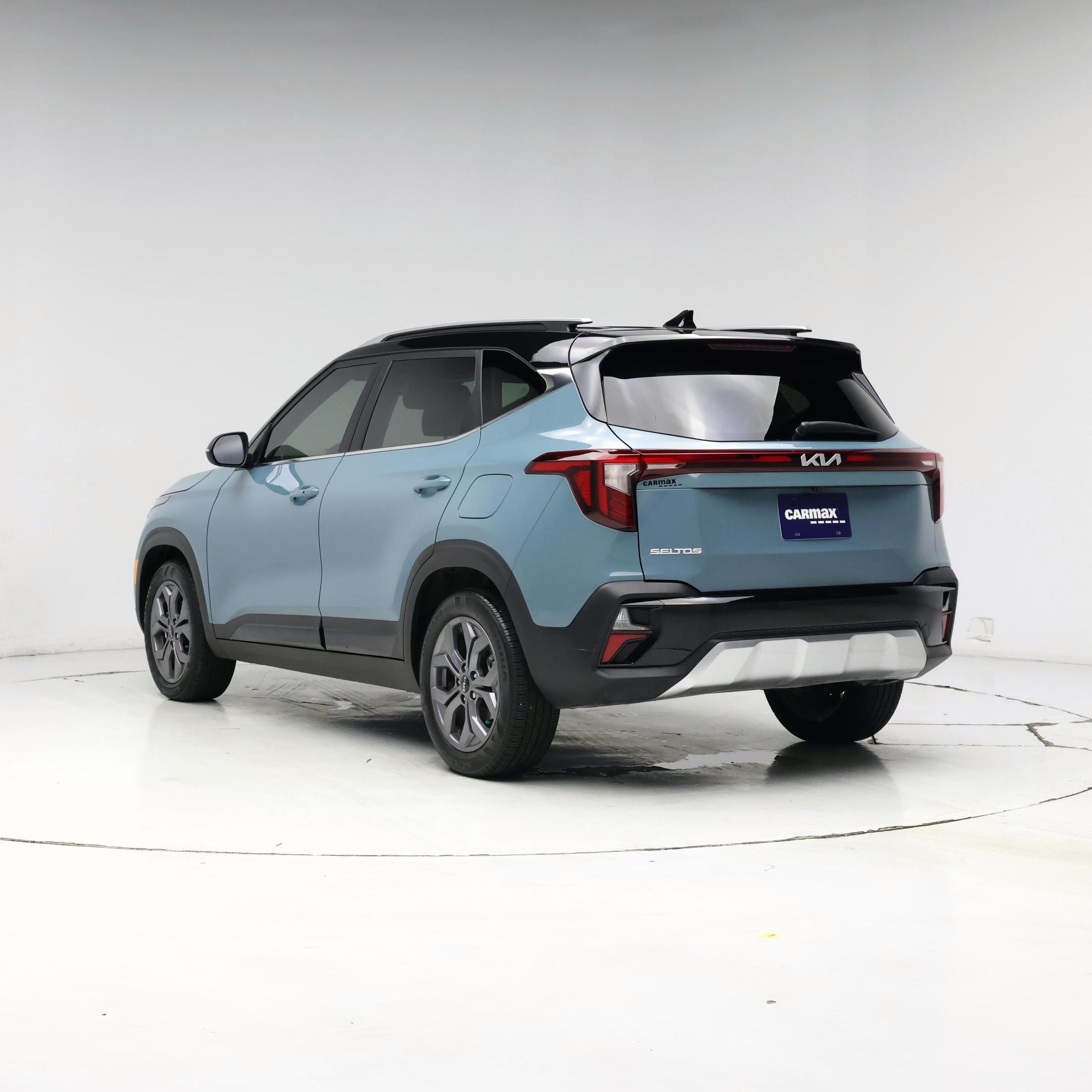 Thumbnail: 2024 Kia Seltos - 2
