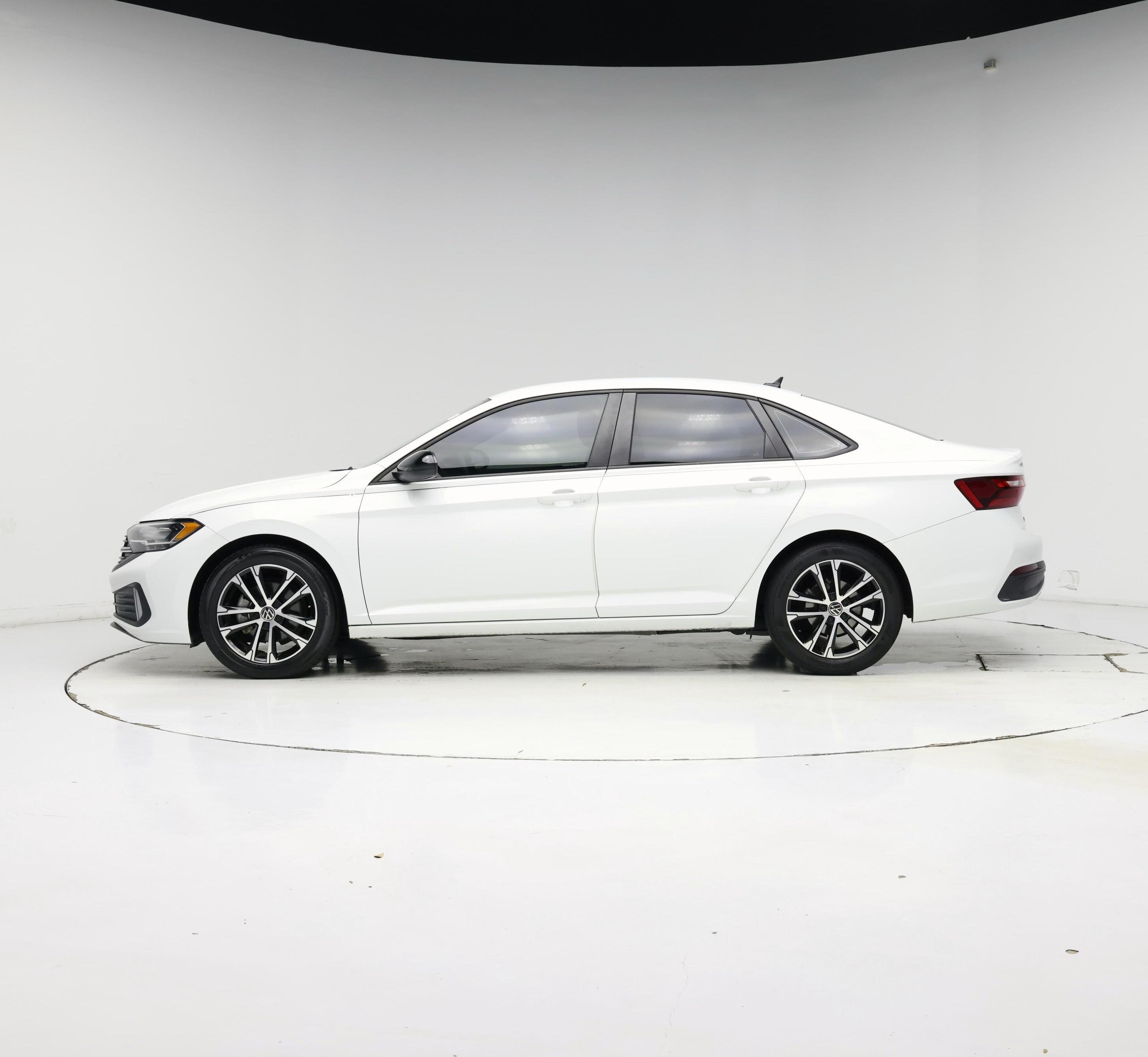 Thumbnail: 2022 Volkswagen Jetta - 3