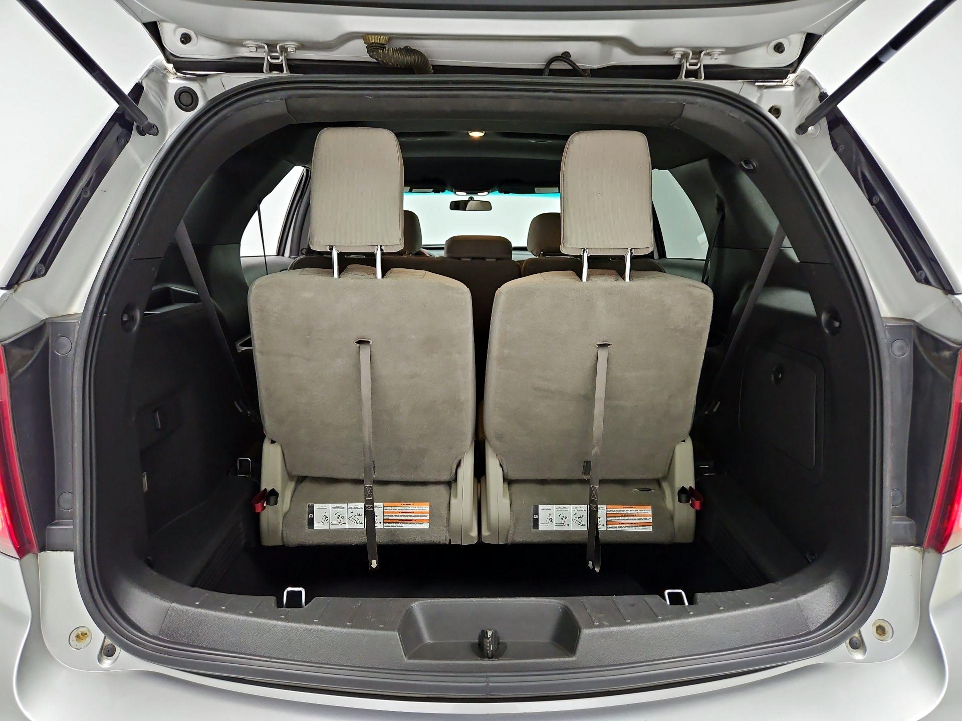Thumbnail: 2014 Ford Explorer - 18
