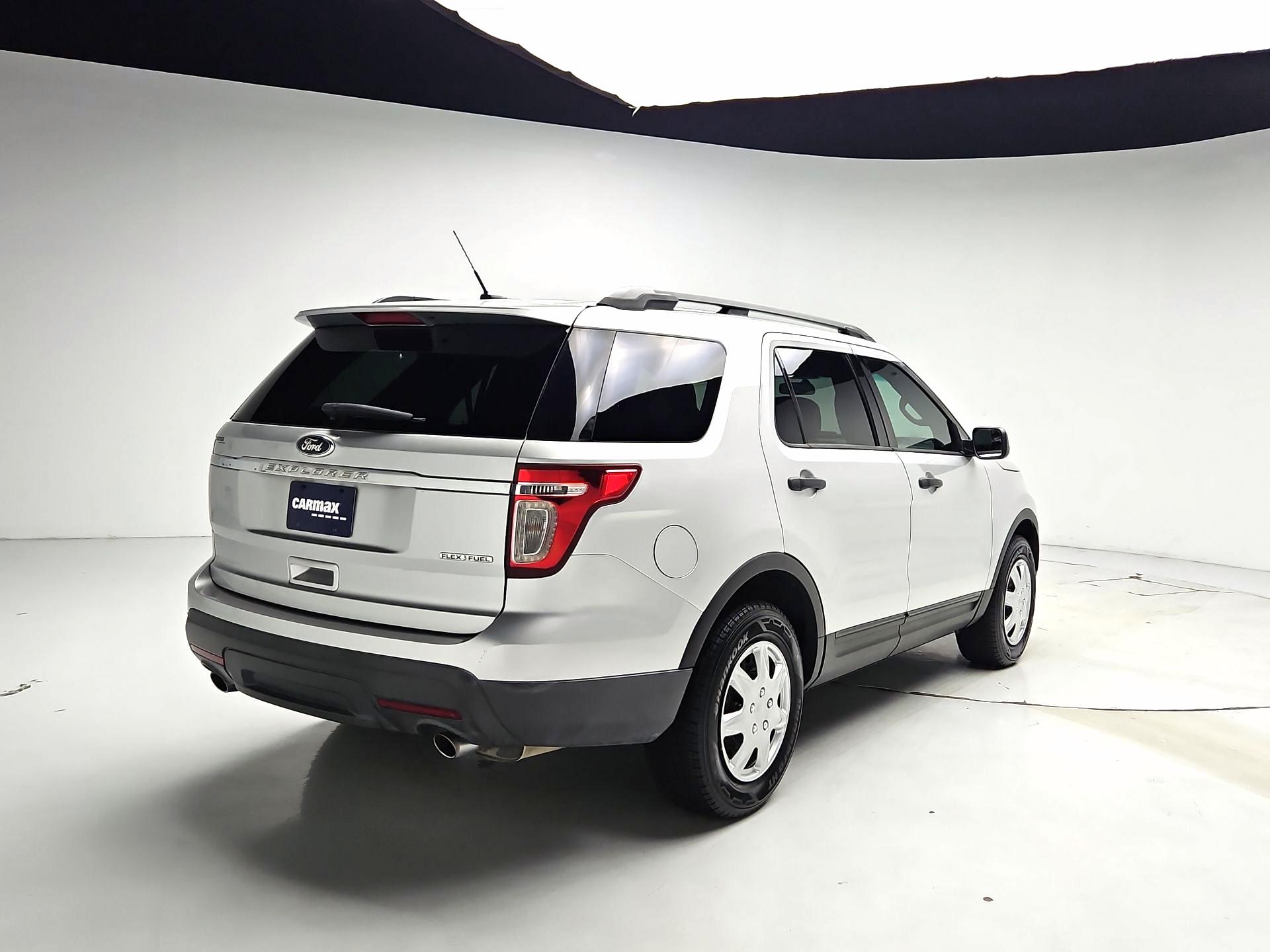 Thumbnail: 2014 Ford Explorer - 5