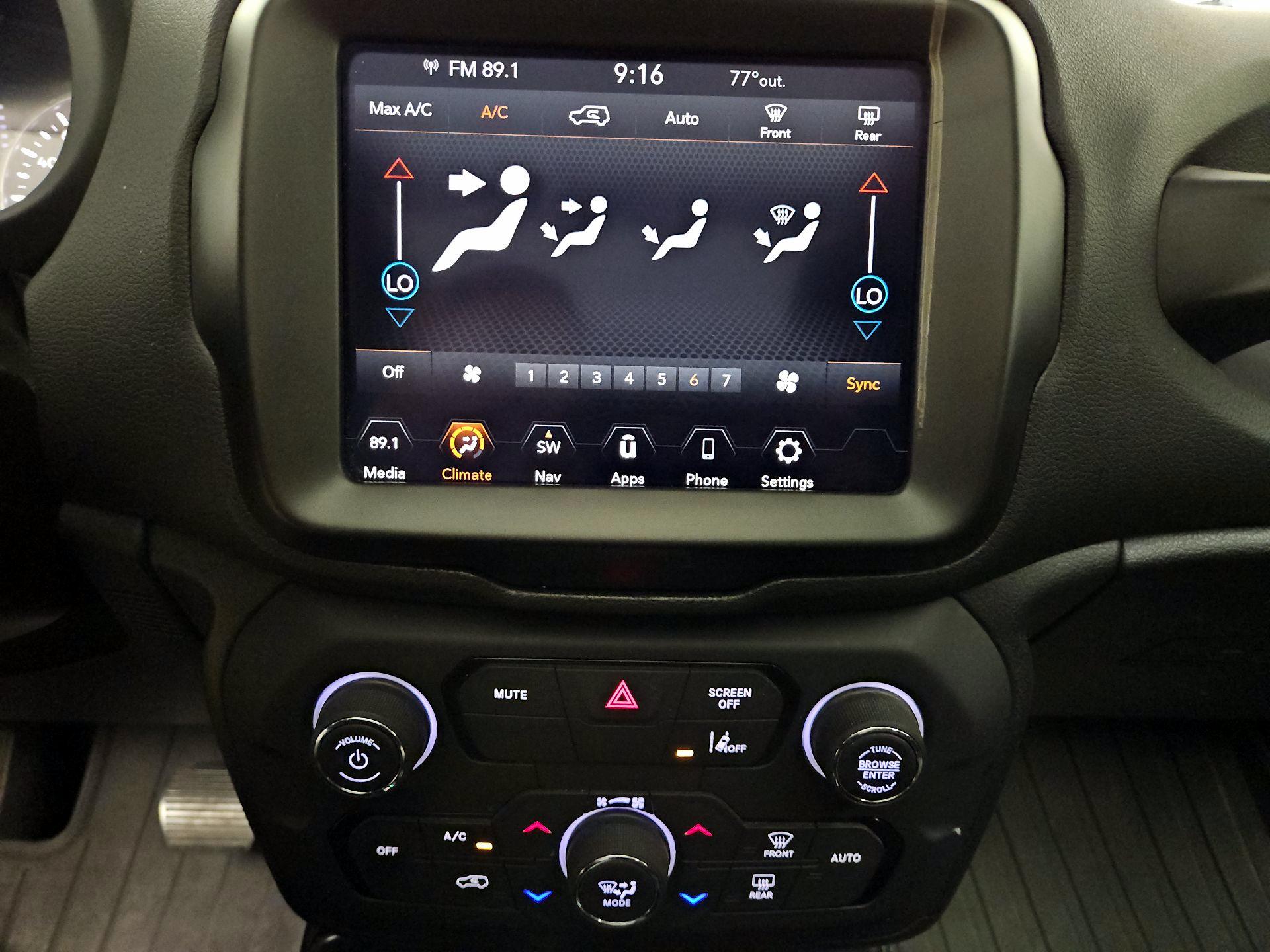 Thumbnail: 2023 Jeep Renegade - 17
