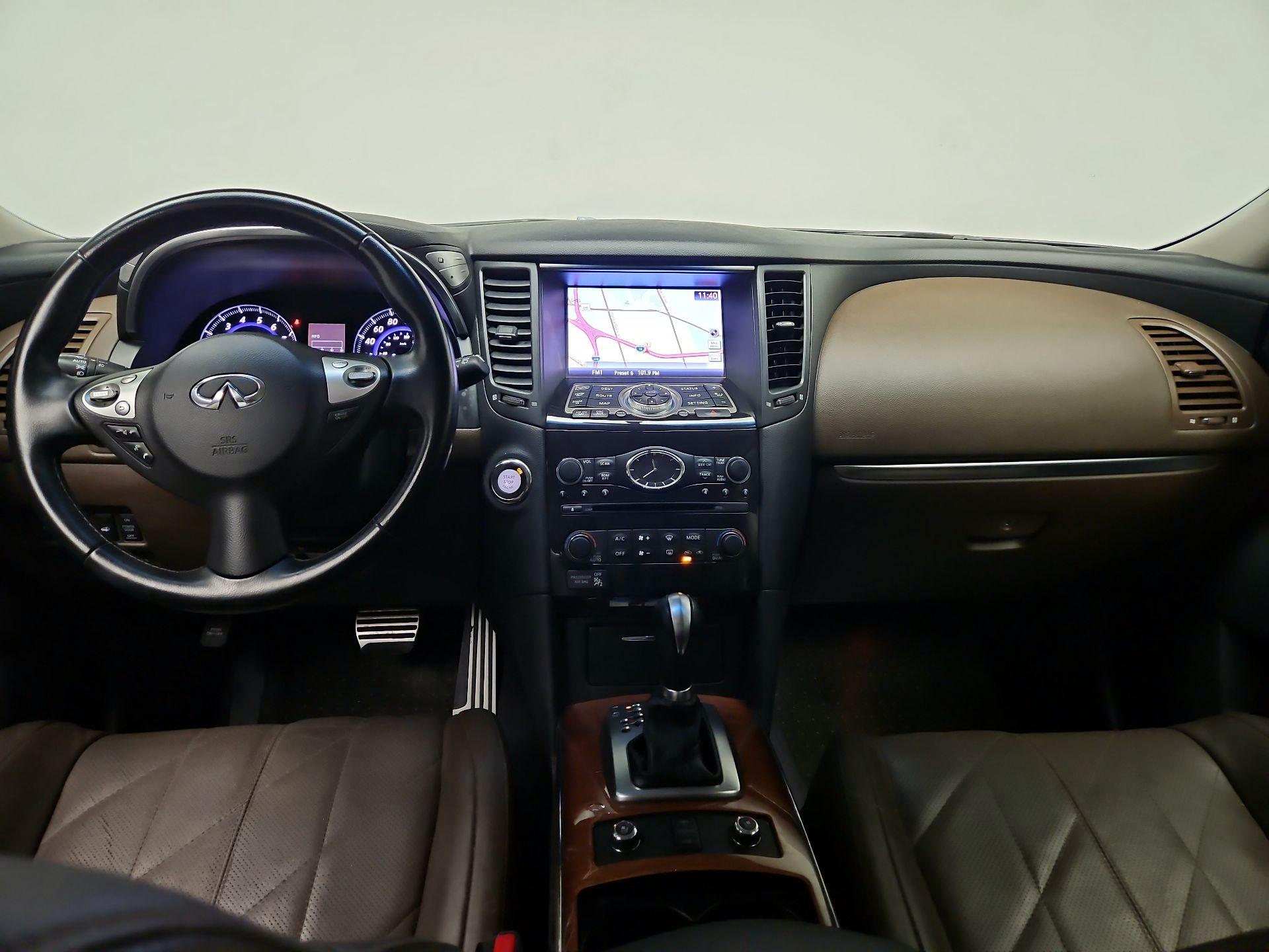 Thumbnail: 2014 INFINITI QX70 - 9