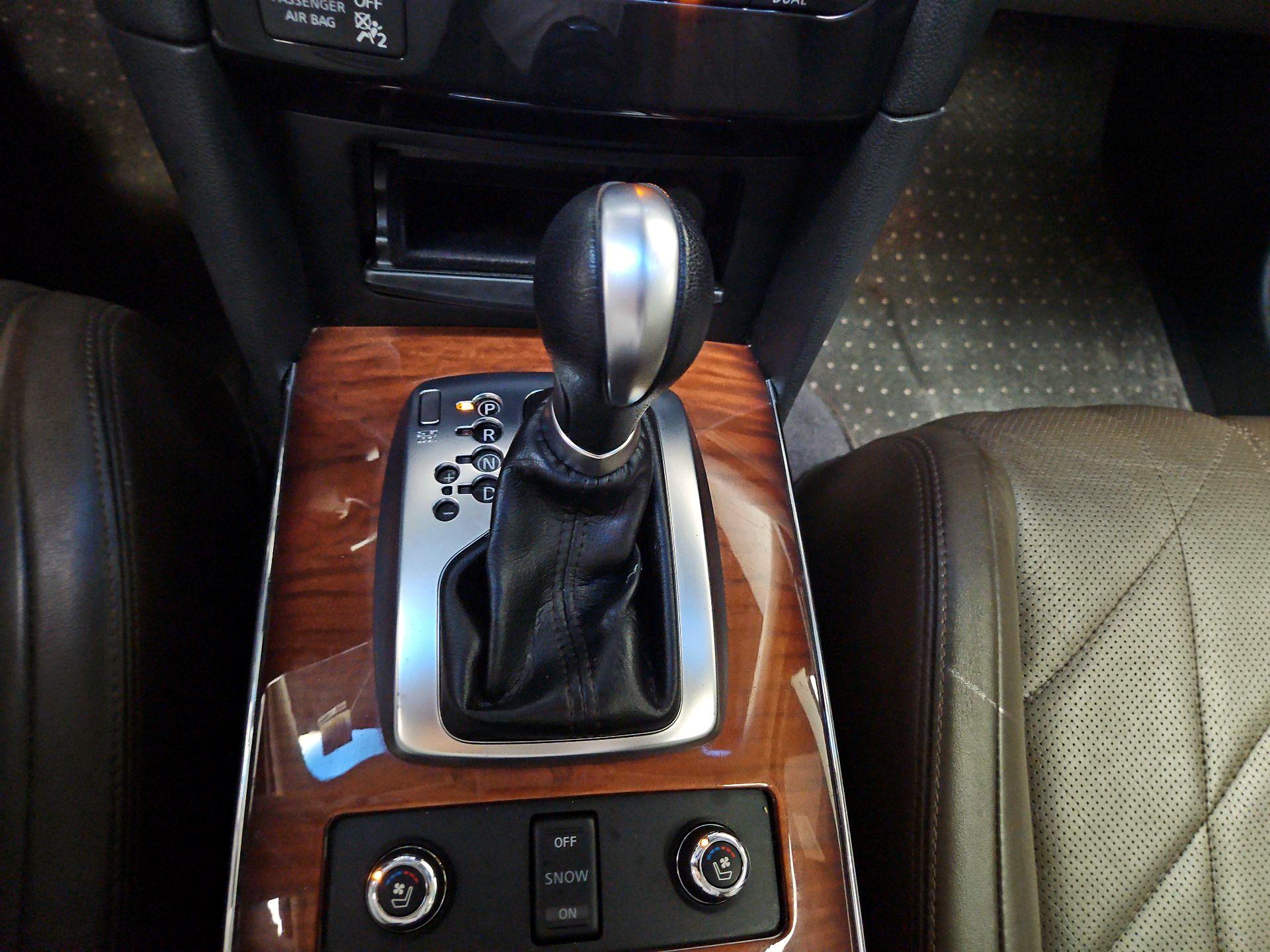 Thumbnail: 2014 INFINITI QX70 - 18