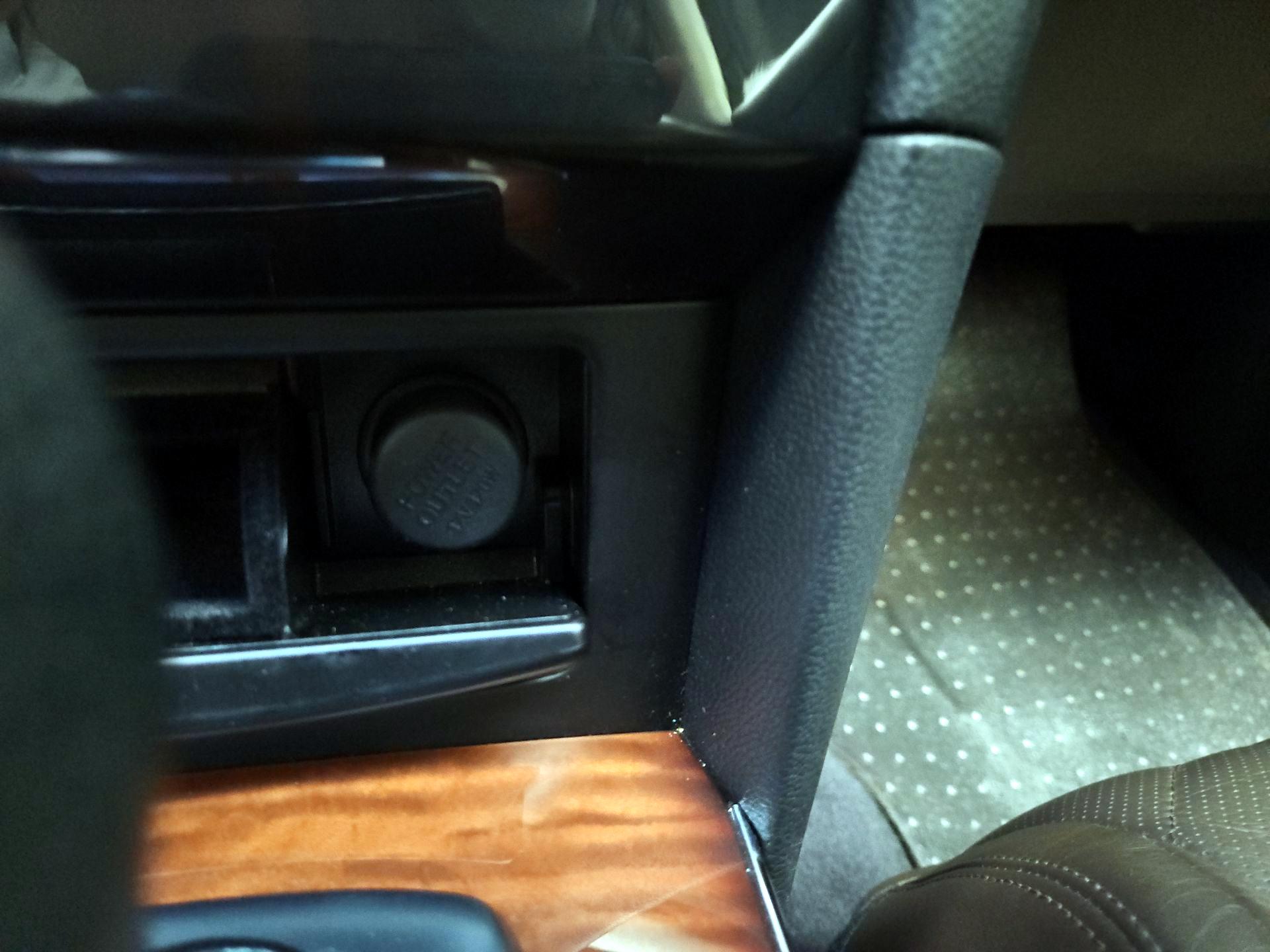 Thumbnail: 2014 INFINITI QX70 - 19