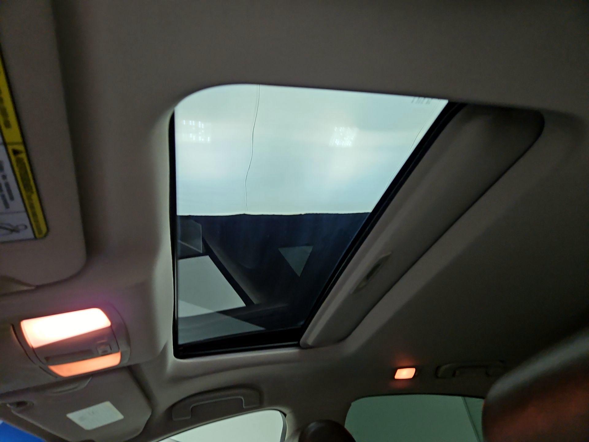 Thumbnail: 2014 INFINITI QX70 - 20
