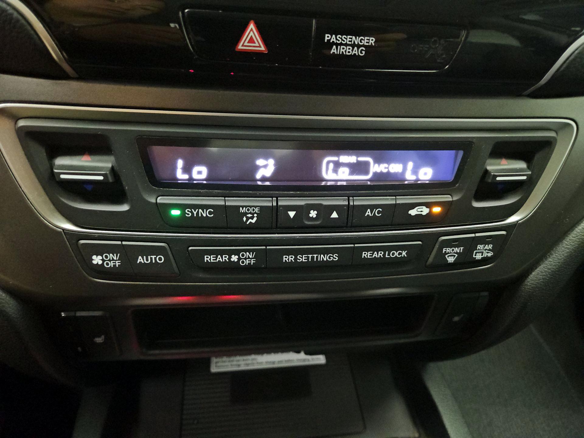 Thumbnail: 2021 Honda Pilot - 16