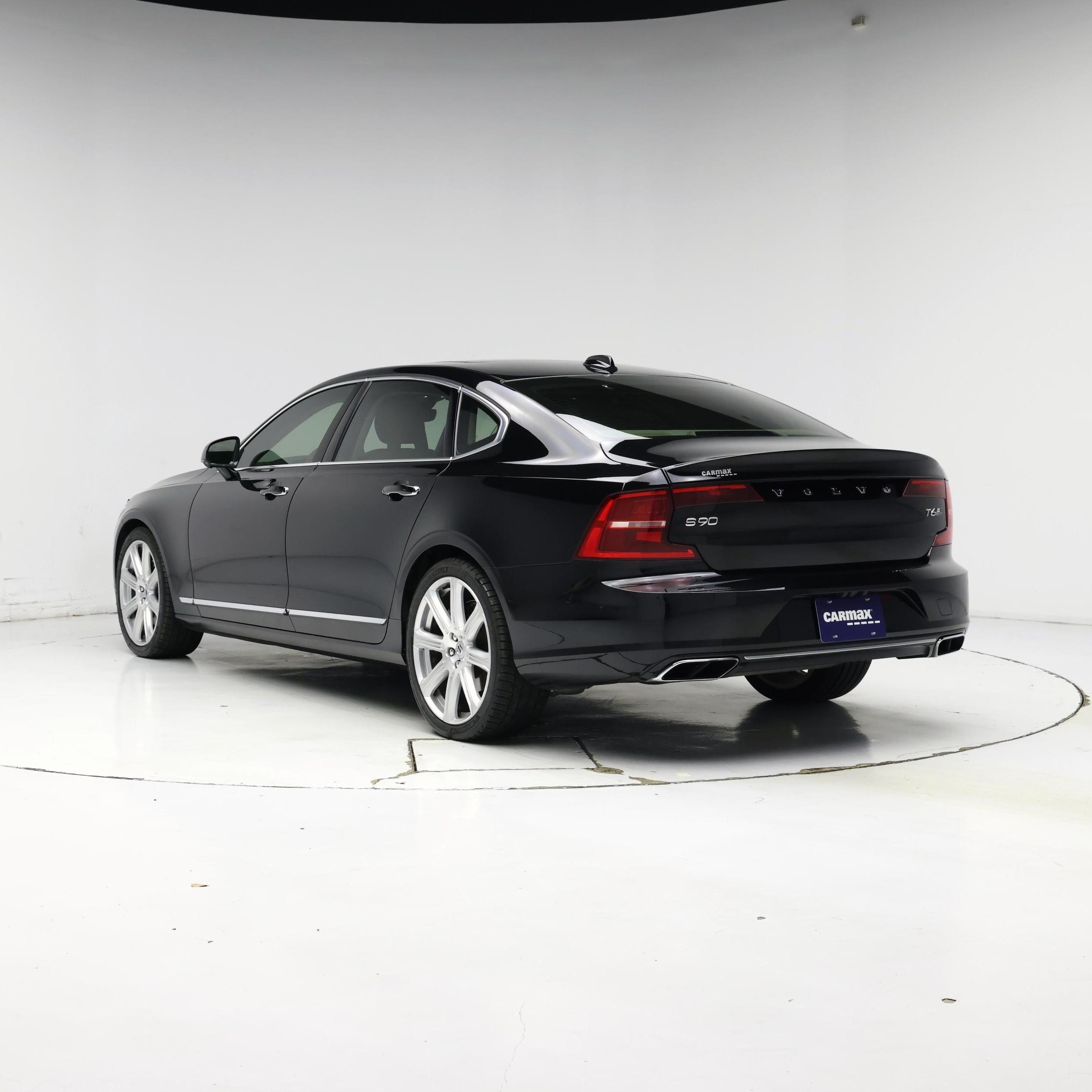 Thumbnail: 2018 Volvo S90 - 2