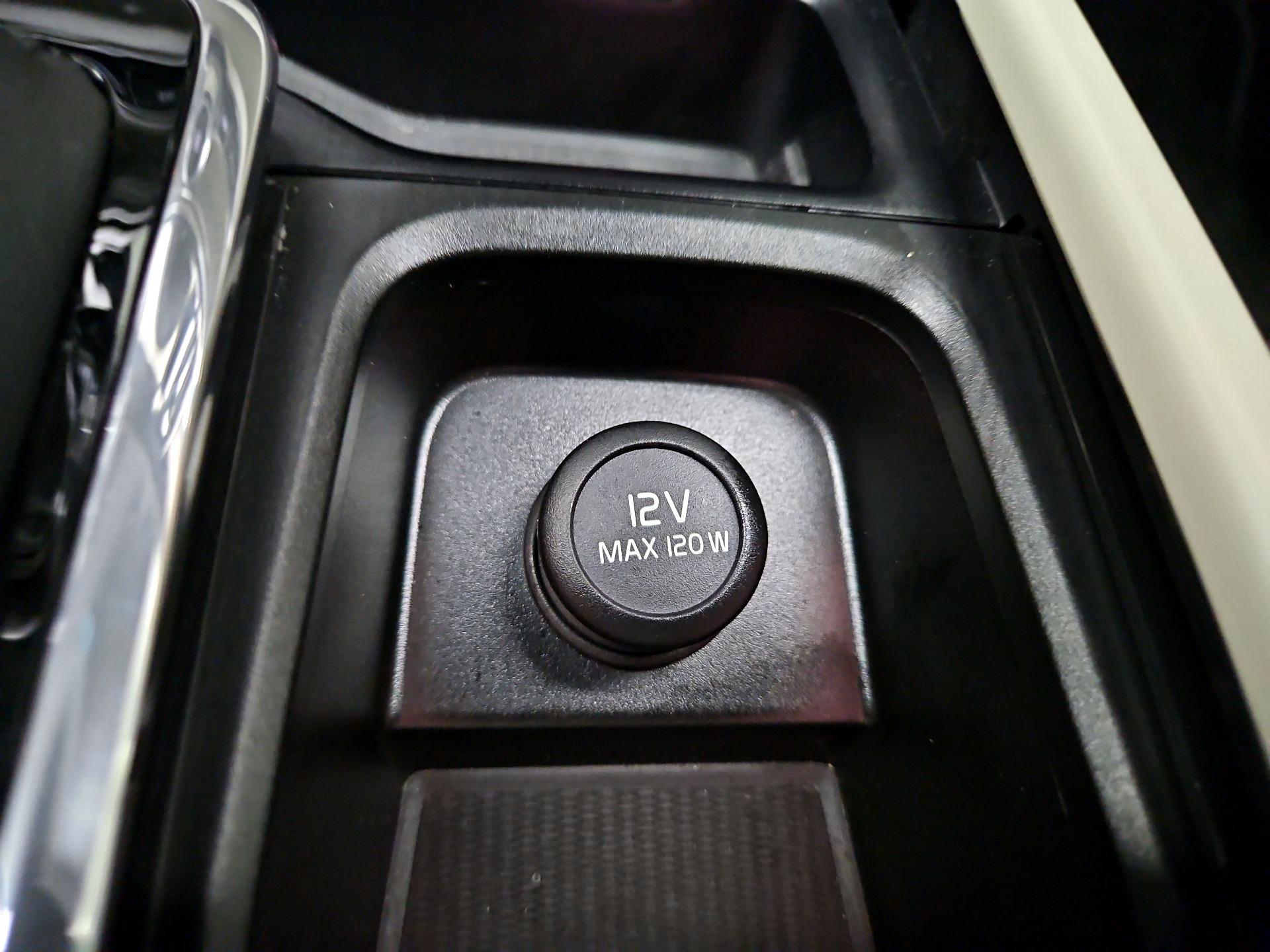 Thumbnail: 2018 Volvo S90 - 19