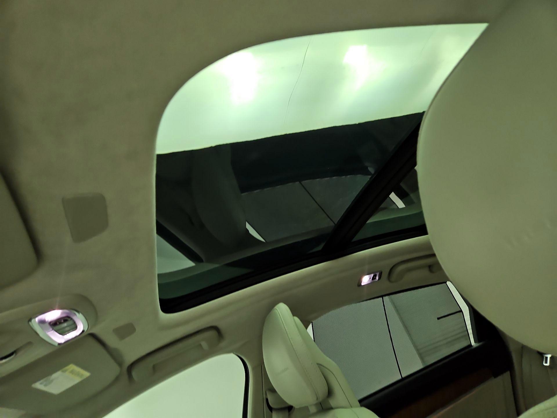 Thumbnail: 2018 Volvo S90 - 20