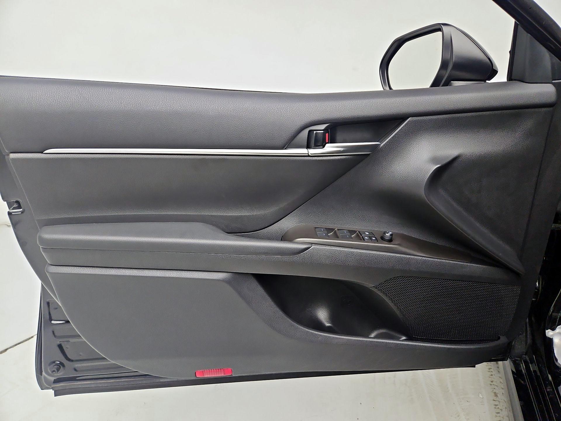 Thumbnail: 2024 Toyota Camry - 12